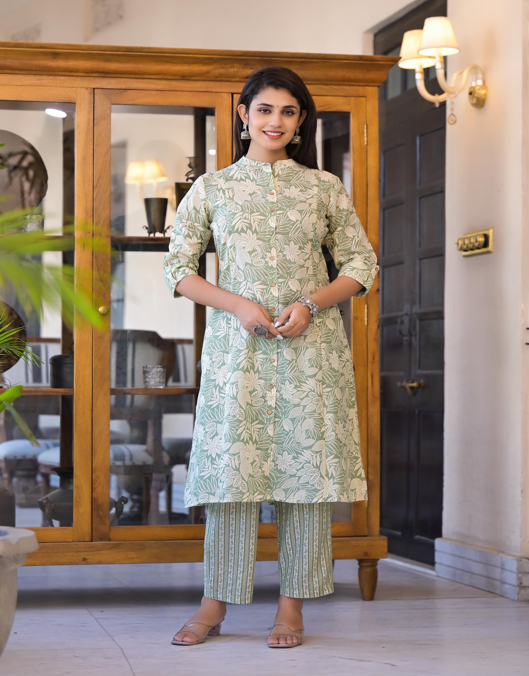 Green Floral Printed Cotton Kurta Set with Buttons