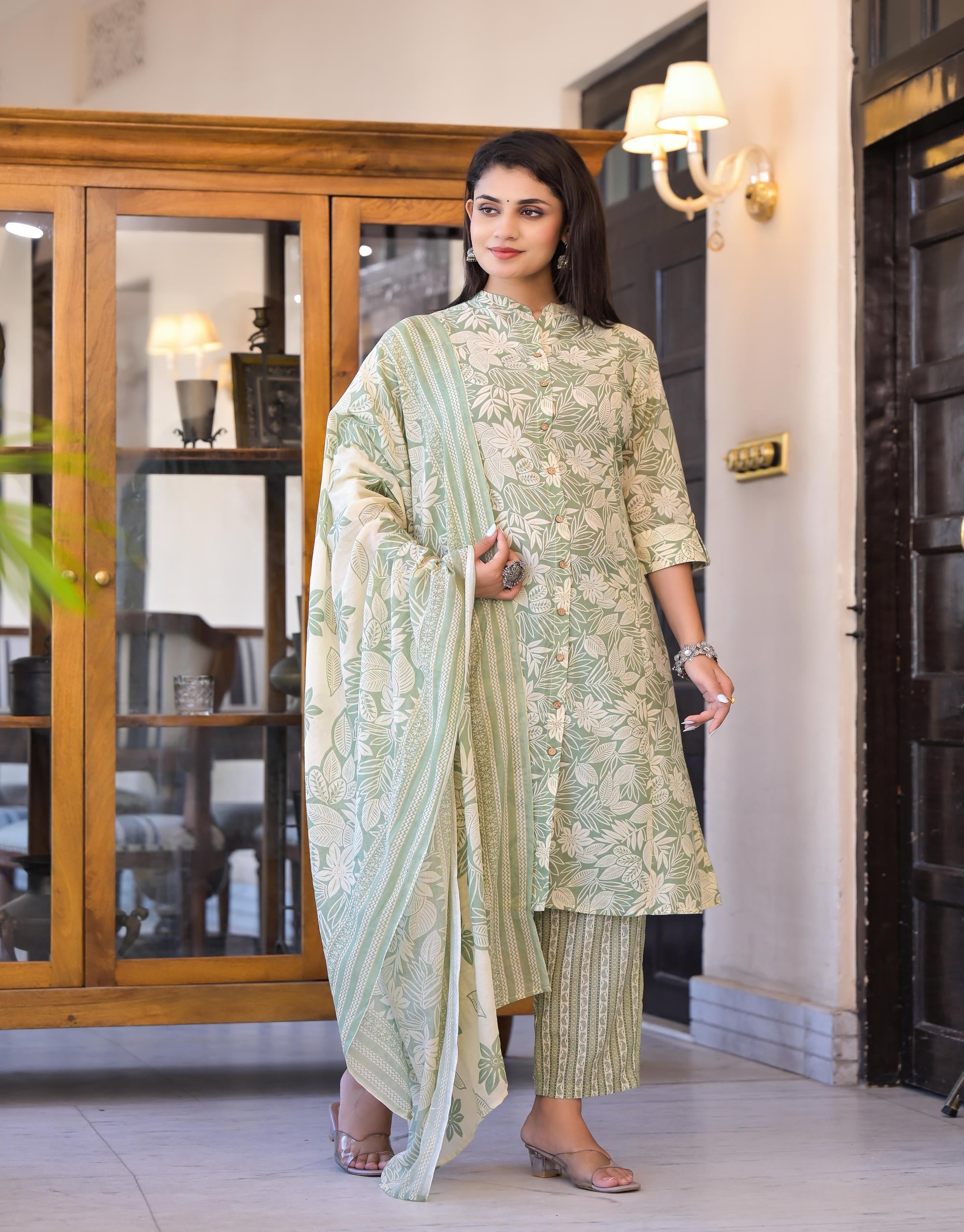 Green Floral Printed Cotton Kurta Set with Buttons