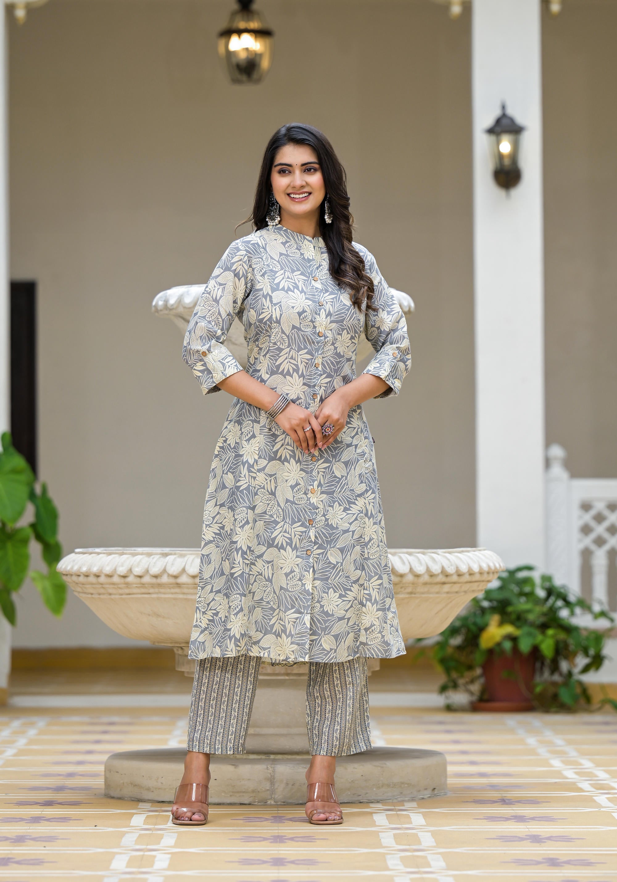 Grey Floral Printed Cotton Kurta Set With Buttons