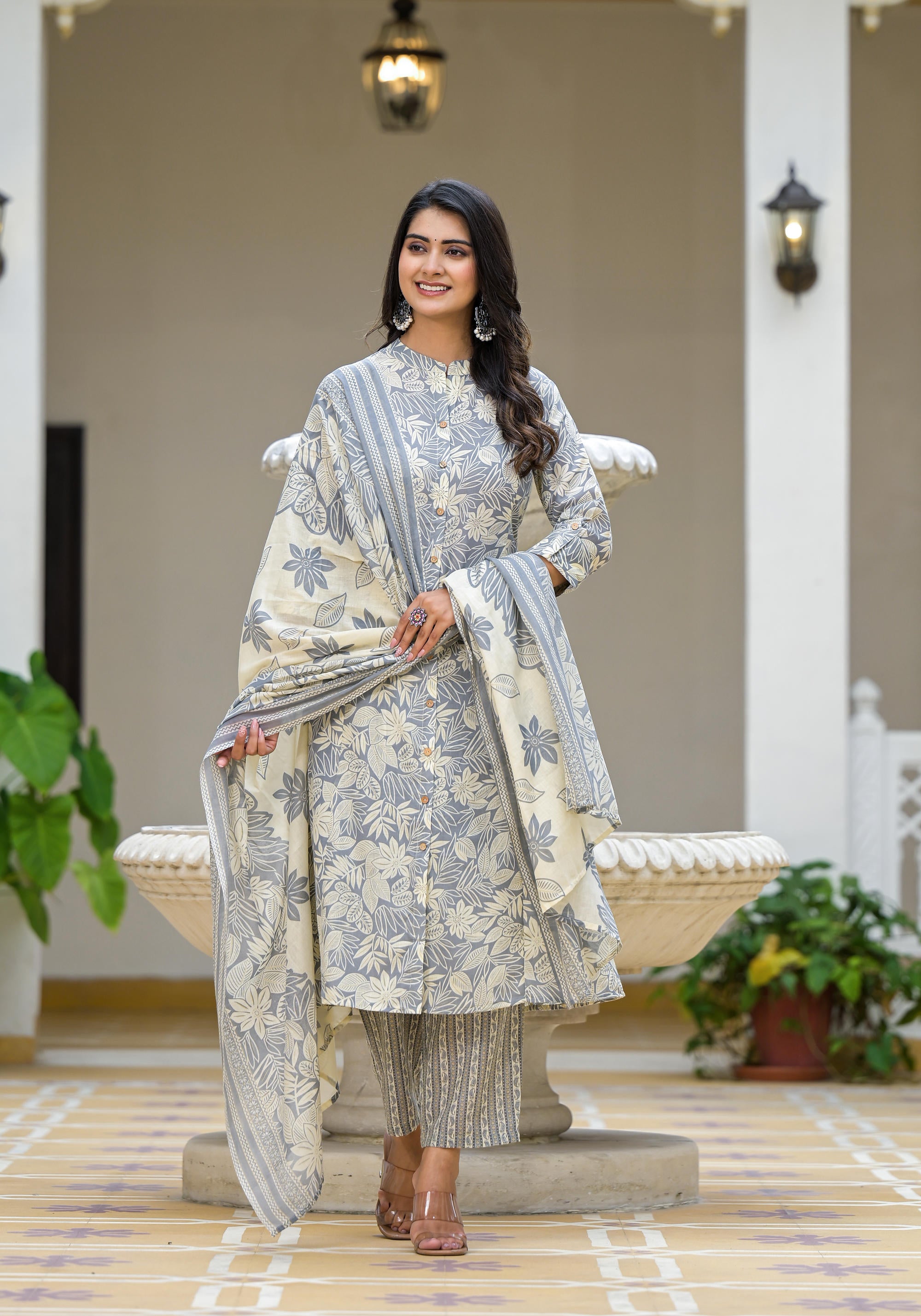 Grey Floral Printed Cotton Kurta Set With Buttons