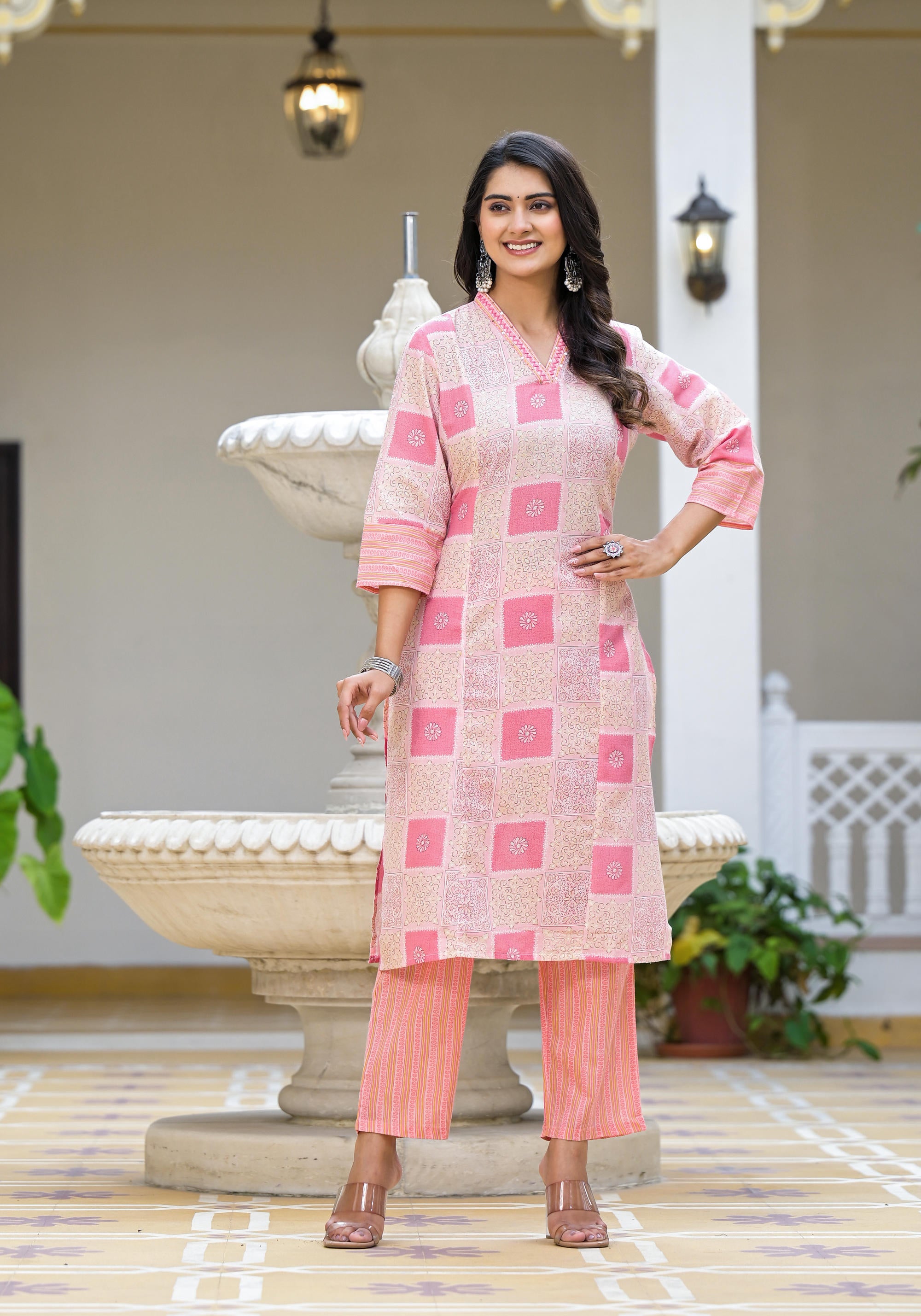 Pink Floral Printed Cotton Kurta Set With Thread Work