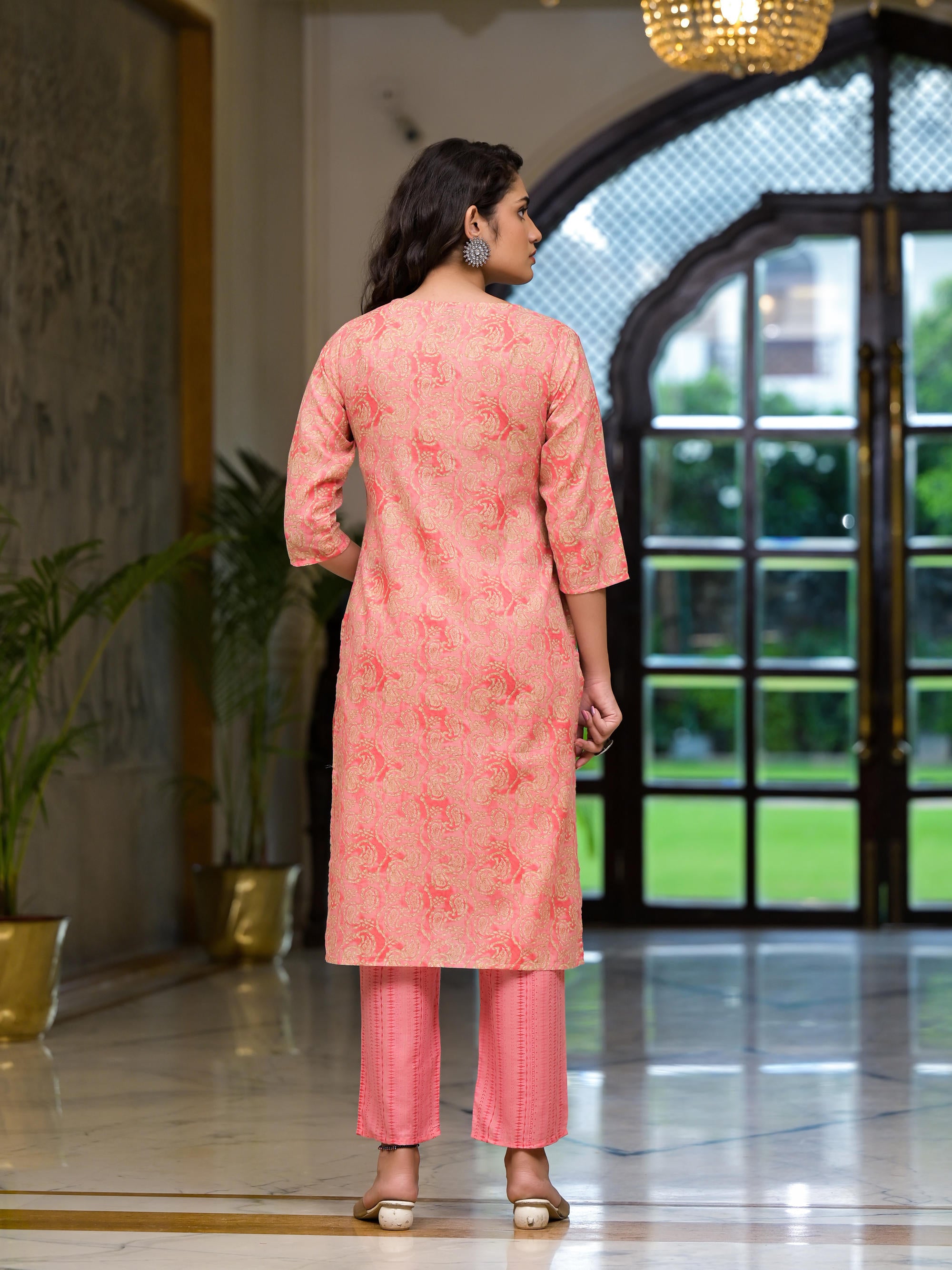 Pink Ethnic Motif Printed Cotton Kurta Set With Mirror Work & Sequins