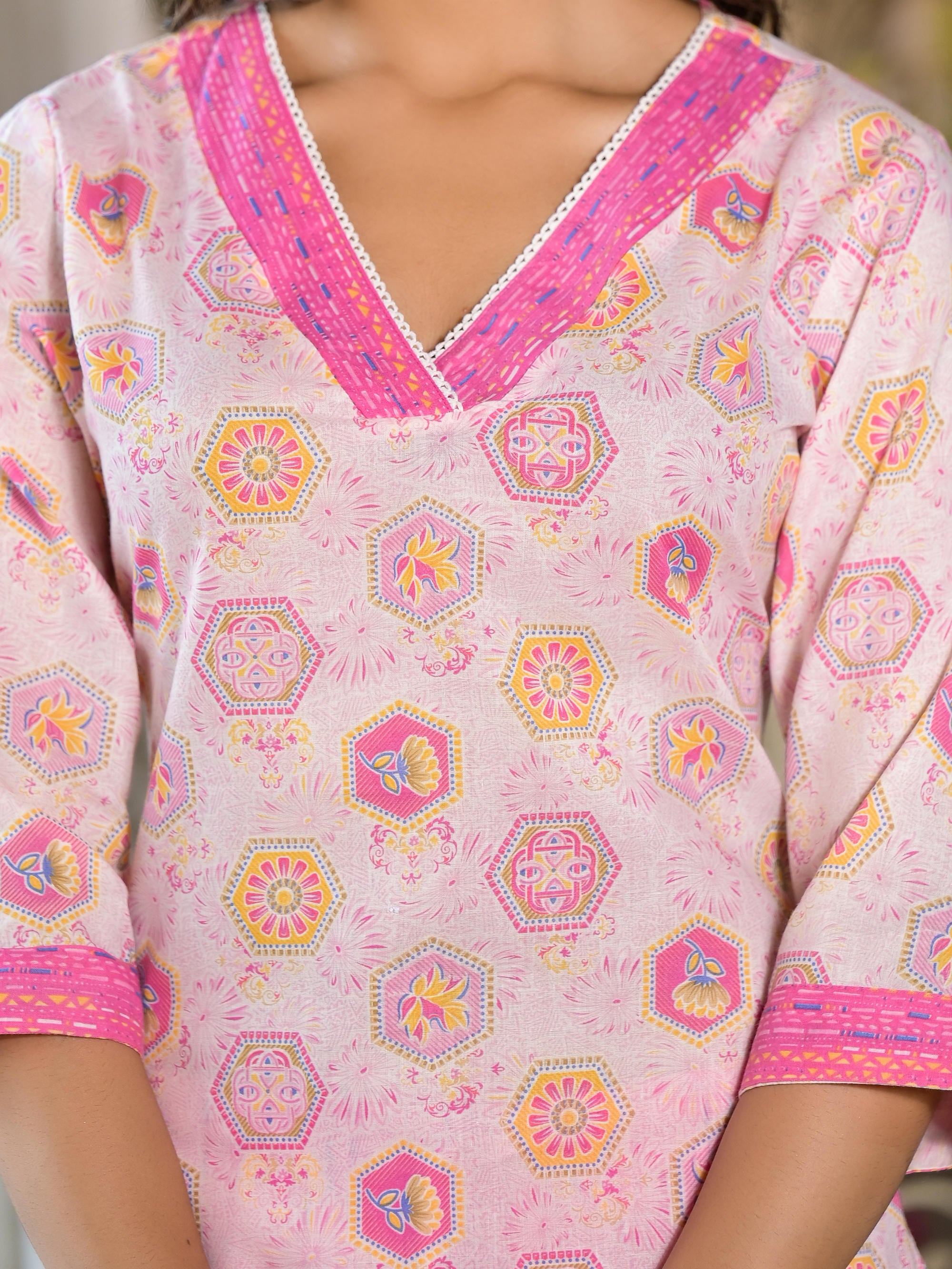 Pink Floral Printed Cotton Kurta Set With Lace