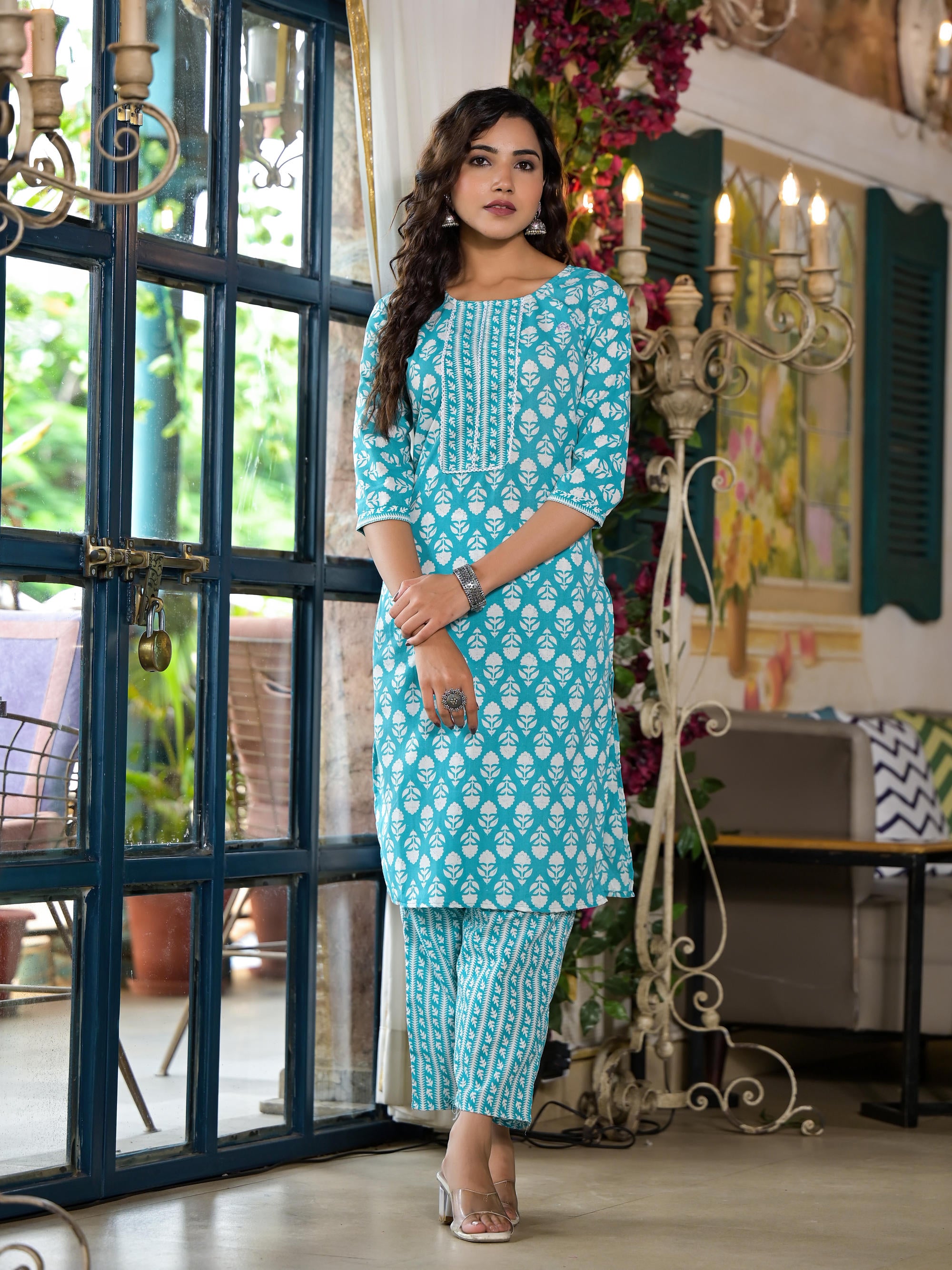 Teal Ethnic Motif Printed Cotton Kurta & Pants Set With Lace