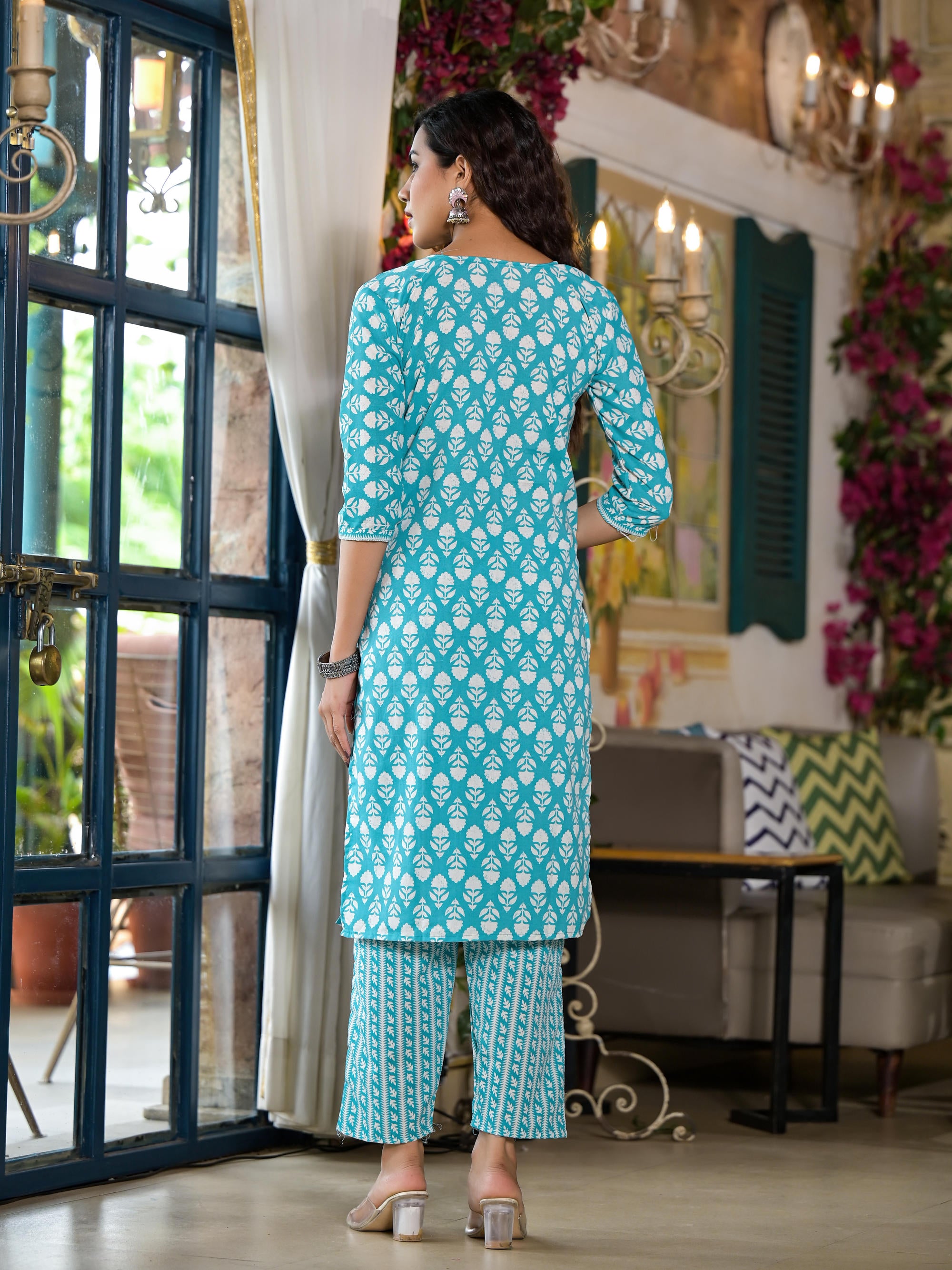 Teal Ethnic Motif Printed Cotton Kurta & Pants Set With Lace