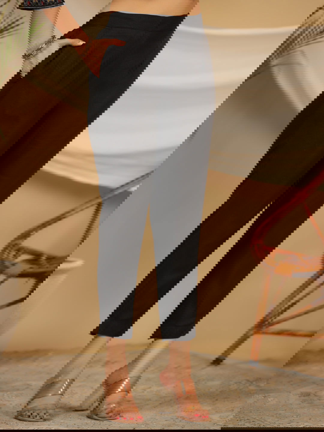 Juniper Black Ethnic Motif Printed Rayon Flex Kurta & Pants 