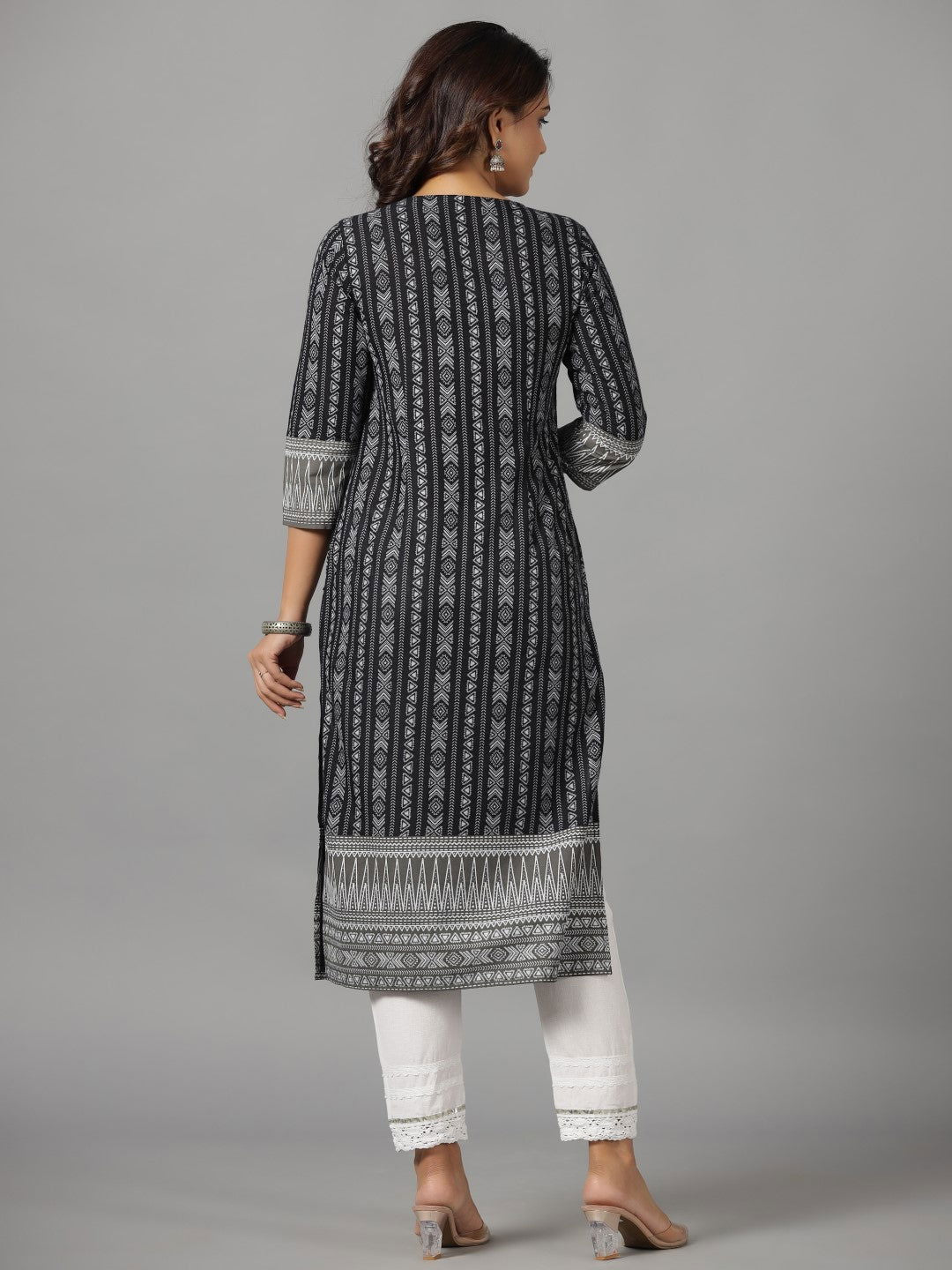 Juniper  Black Ethnic Motif Printed Rayon Slub Kurta With Beads & Sequins Work 