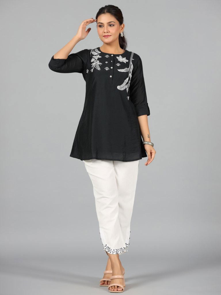 Juniper Black Floral Printed Chanderi Embroidered Tunic & Pants With Thread Work 