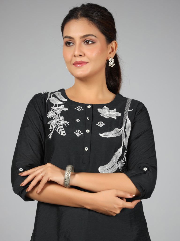 Juniper Black Floral Printed Chanderi Embroidered Tunic & Pants With Thread Work 