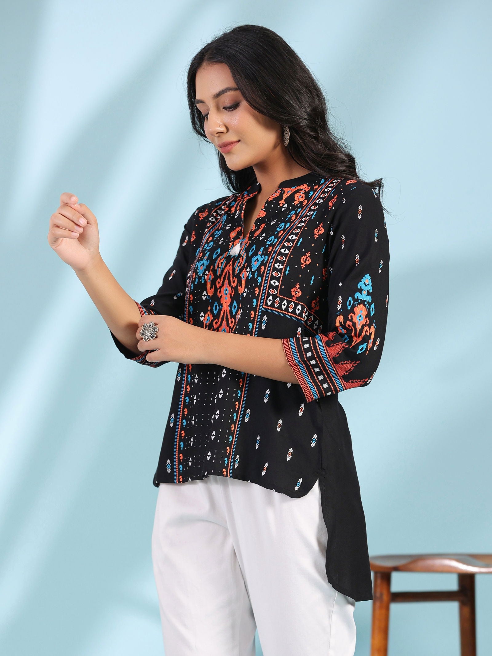 Juniper Black Rayon Ikat Placement Printed High-Low Tunic With Side Slits & Tassels 