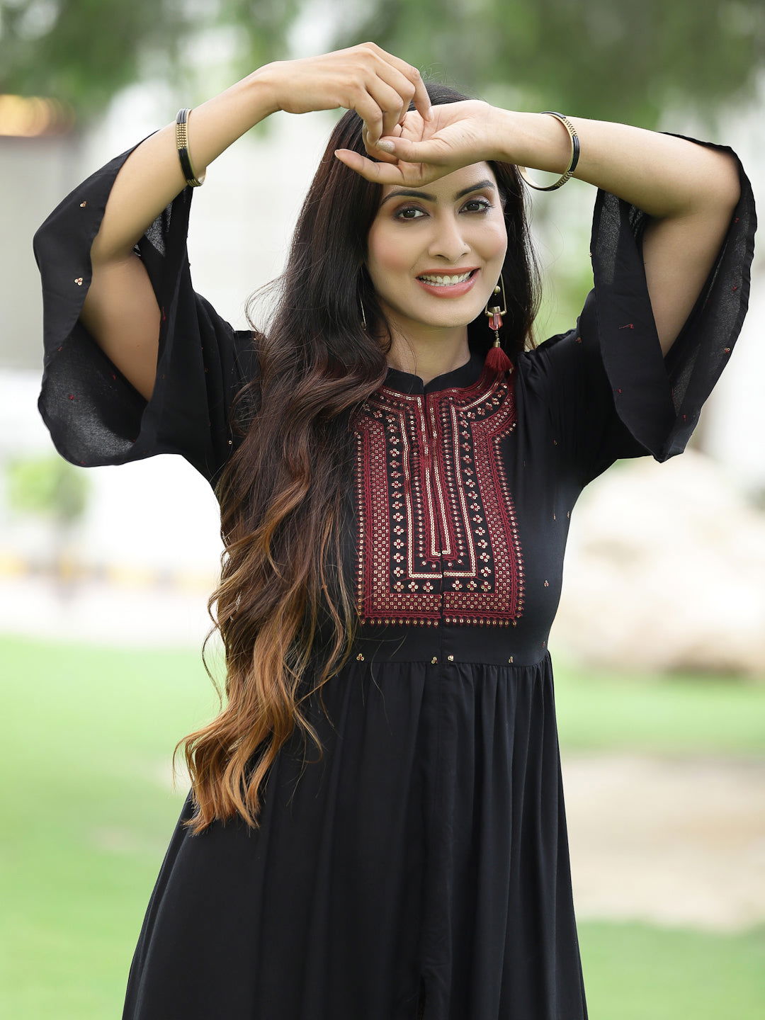 Juniper Black Thread Embroidered Rayon High Slit Kurta & Pants Set 