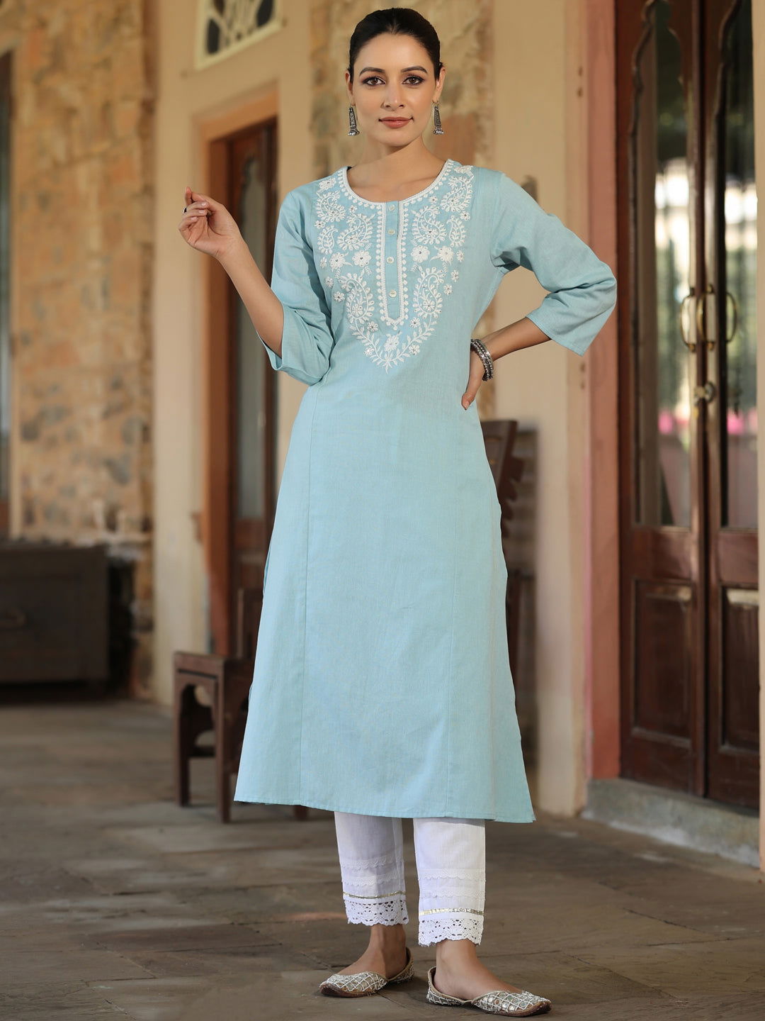 Juniper Blue Ethnic Motif Printed Cotton Flex Straight Kurta With Thread Embroidery 