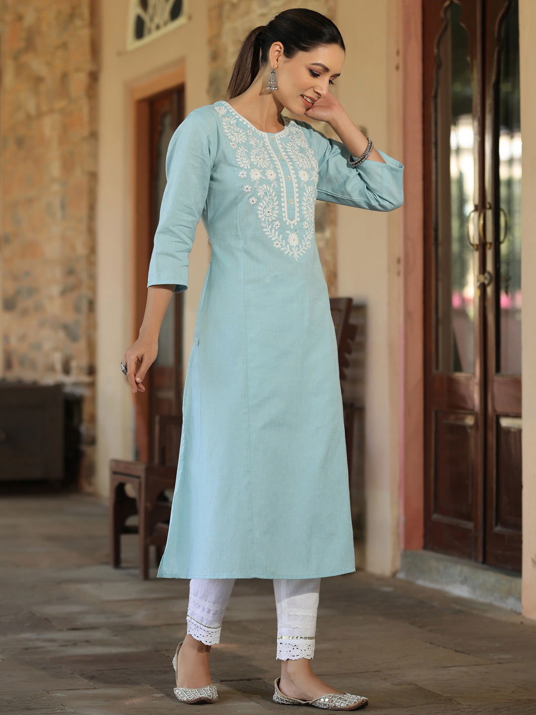 Juniper Blue Ethnic Motif Printed Cotton Flex Straight Kurta With Thread Embroidery 