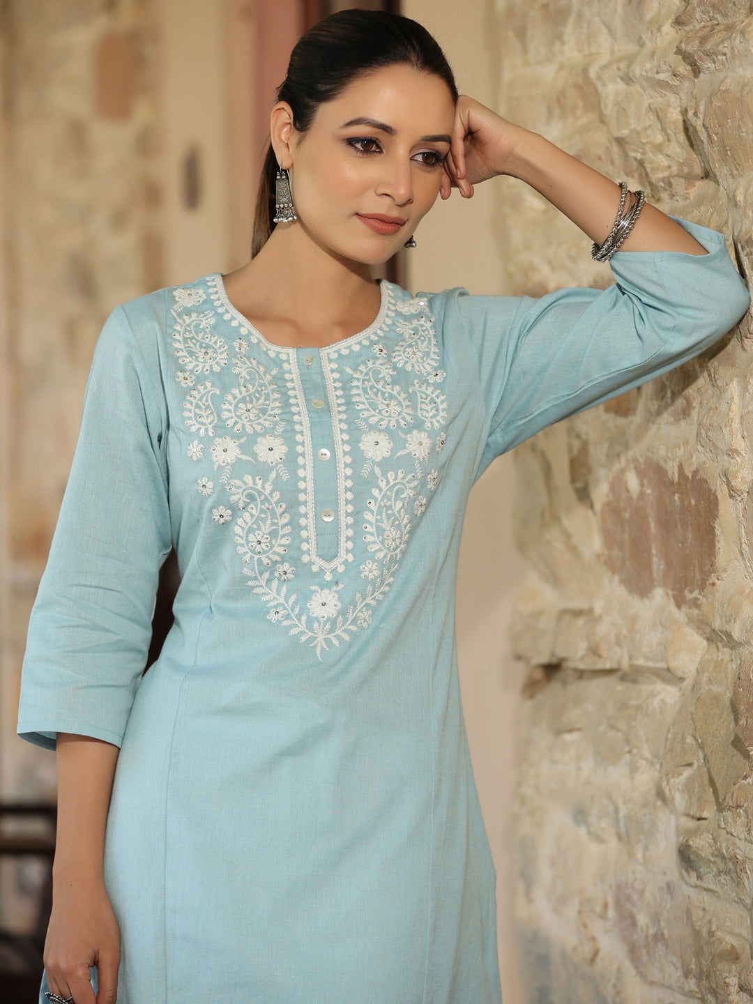 Juniper Blue Ethnic Motif Printed Cotton Flex Straight Kurta With Thread Embroidery 