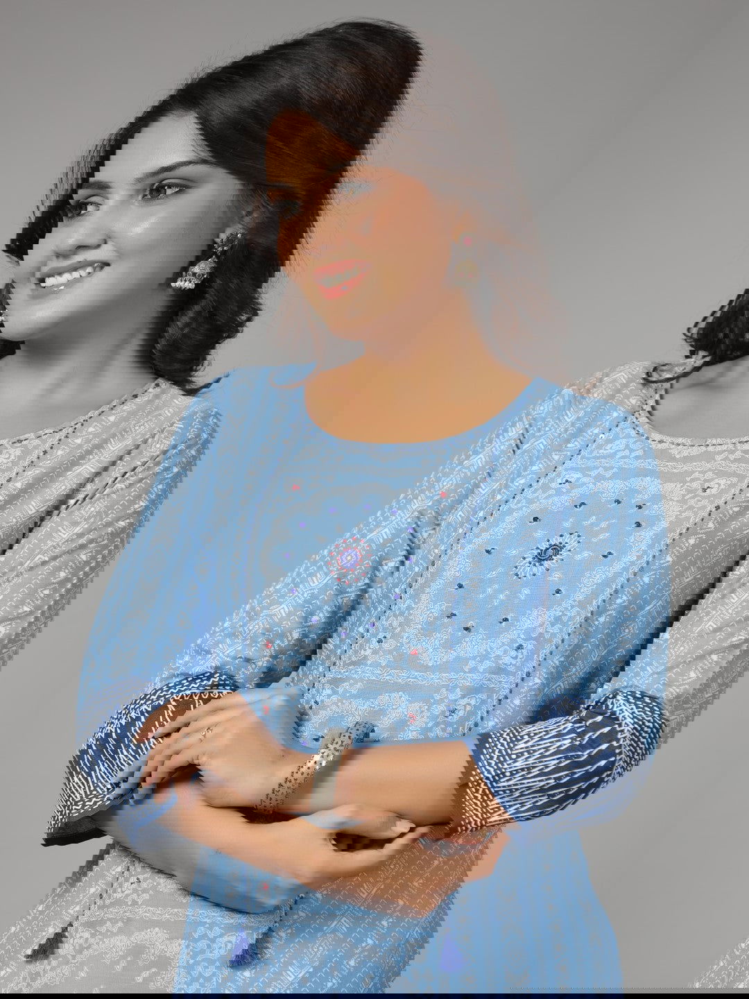 Juniper Blue Ethnic Motif Printed Rayon Slub Kurta With Beads & Sequins 