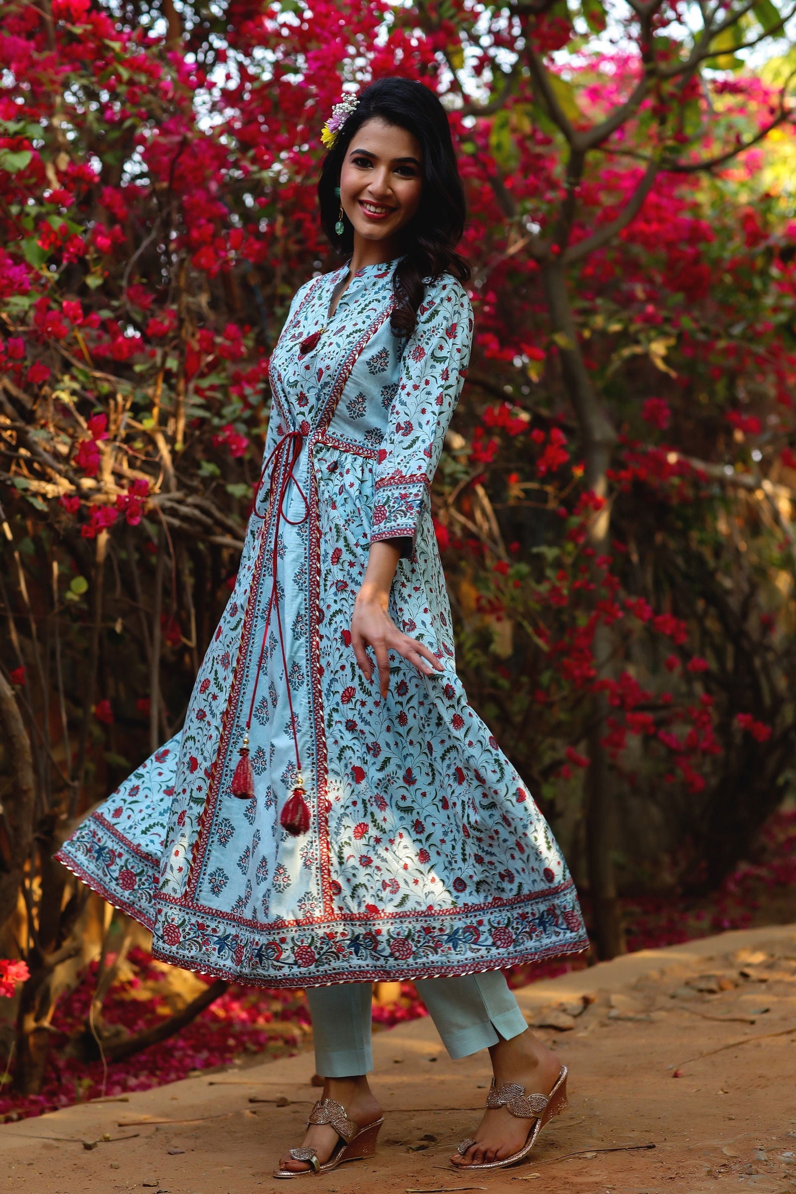 Juniper Blue Floral Printed Pure Cotton Flared Kurta. 