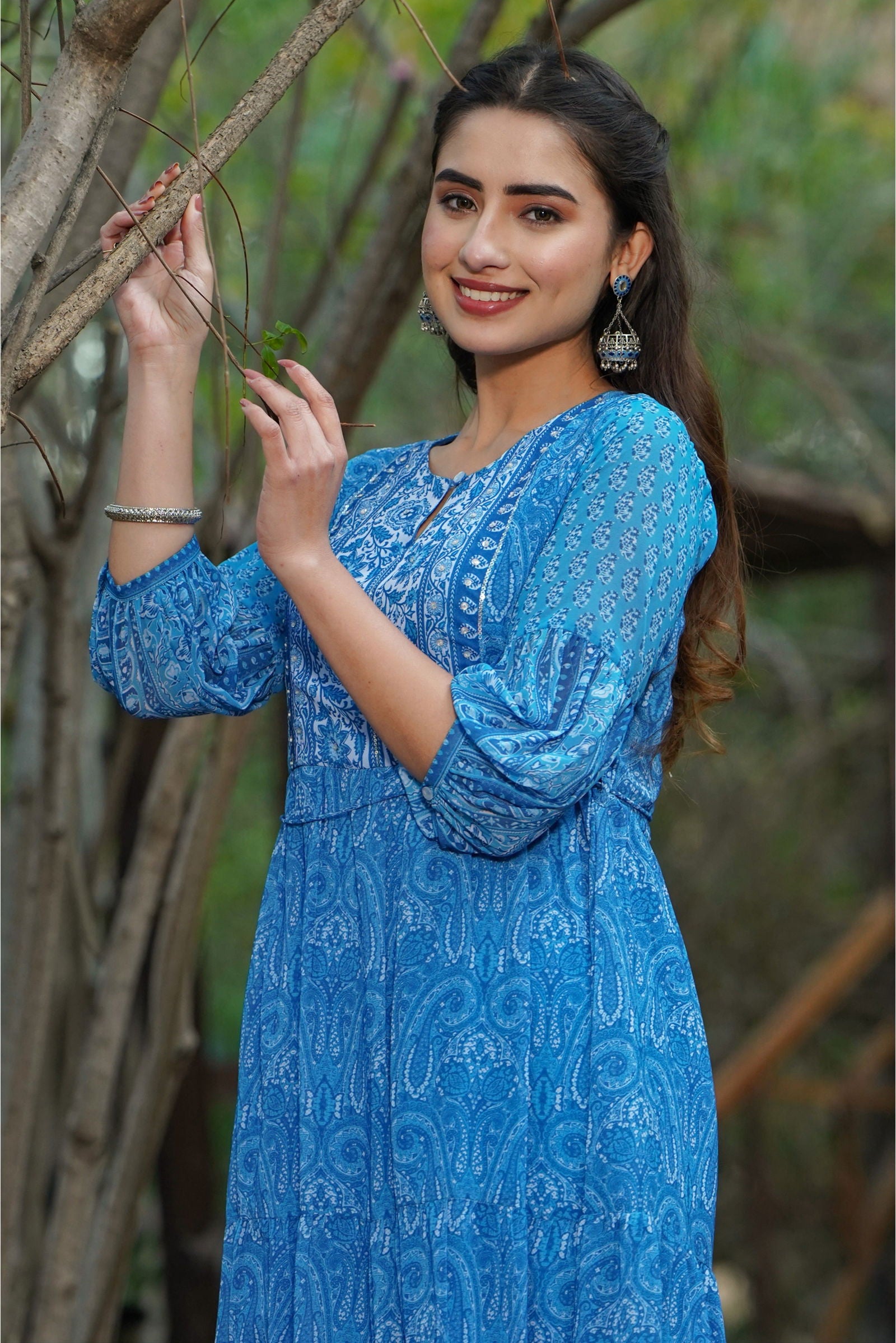Juniper Blue Paisley Printed Georgette Tiered Maxi Dress. 