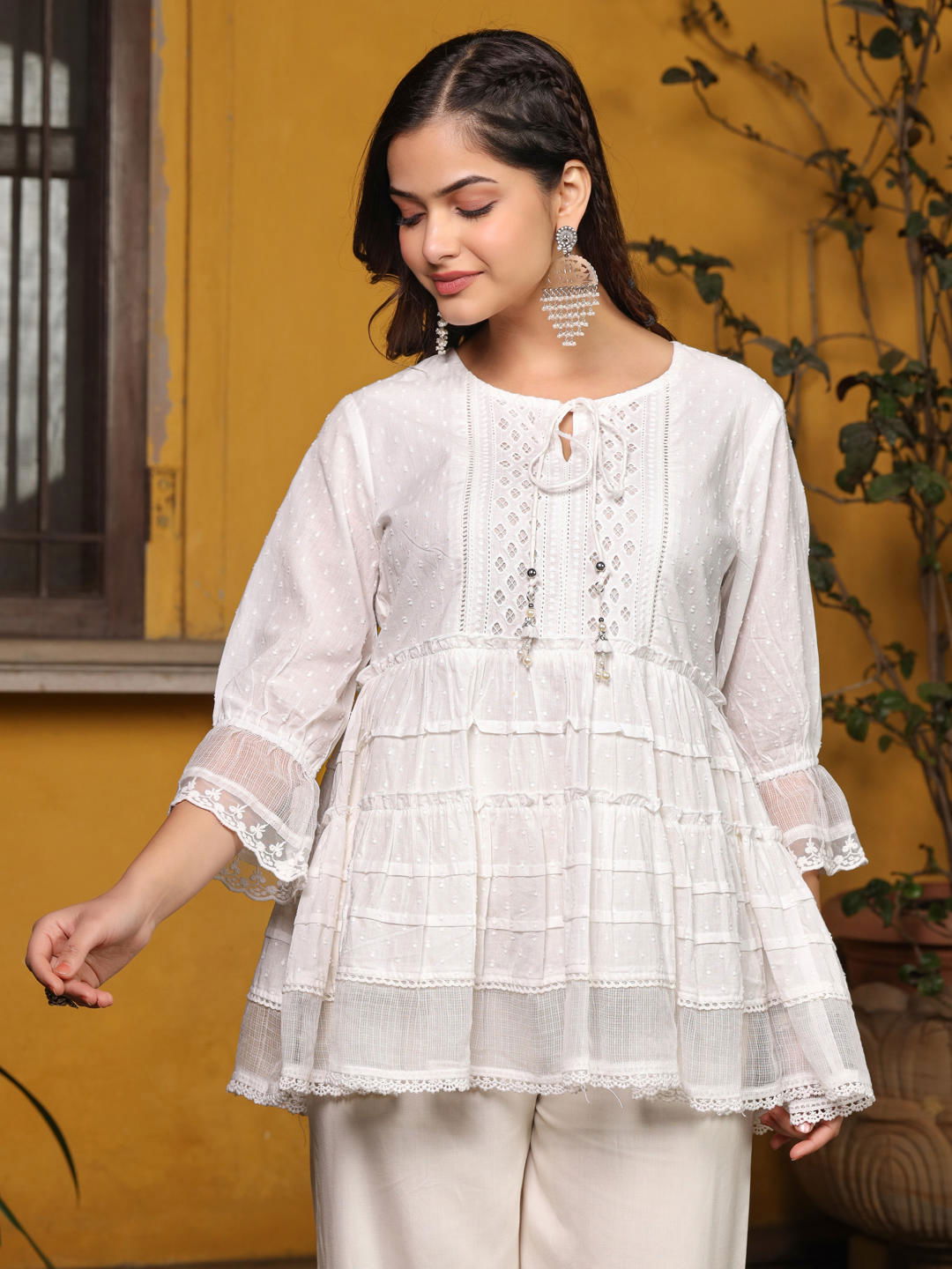 Juniper  White Solid Peplum Lacy Keyhole Neckline Tunic With Lining 