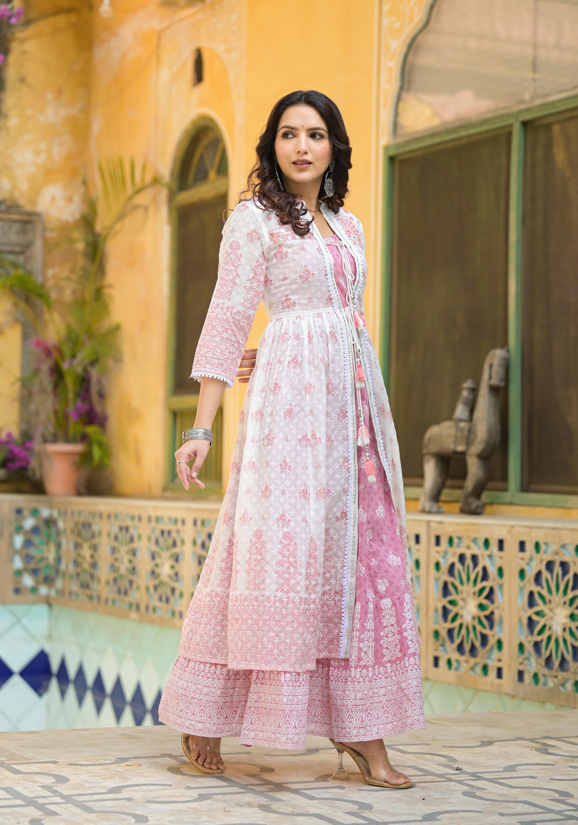 Pink Ethnic Motif Printed Cotton Kurta & Shrug With Doris