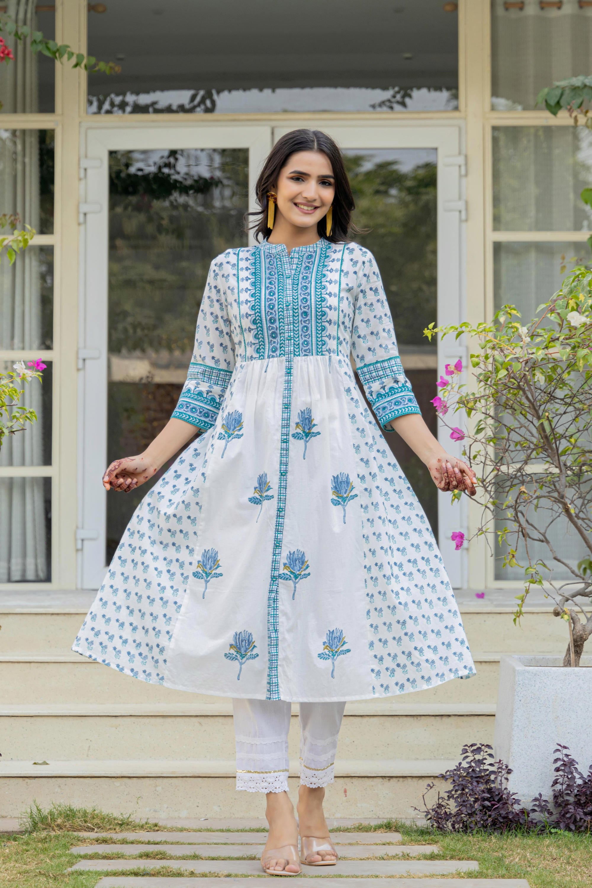 White Floral Printed Cotton Kurta With Buttons