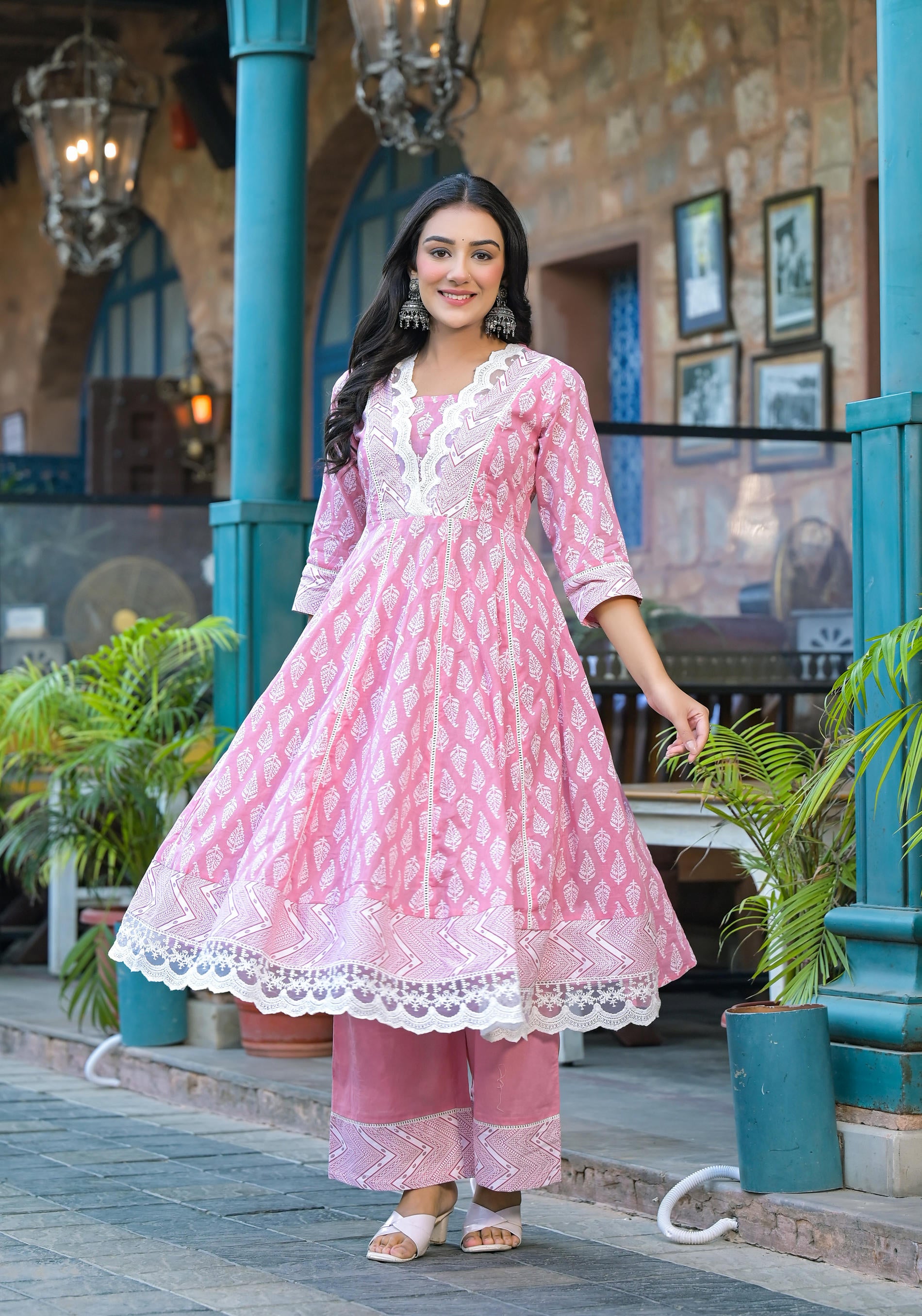 Powder Rose Lace-Trim Printed Kurta Set with  Dupatta