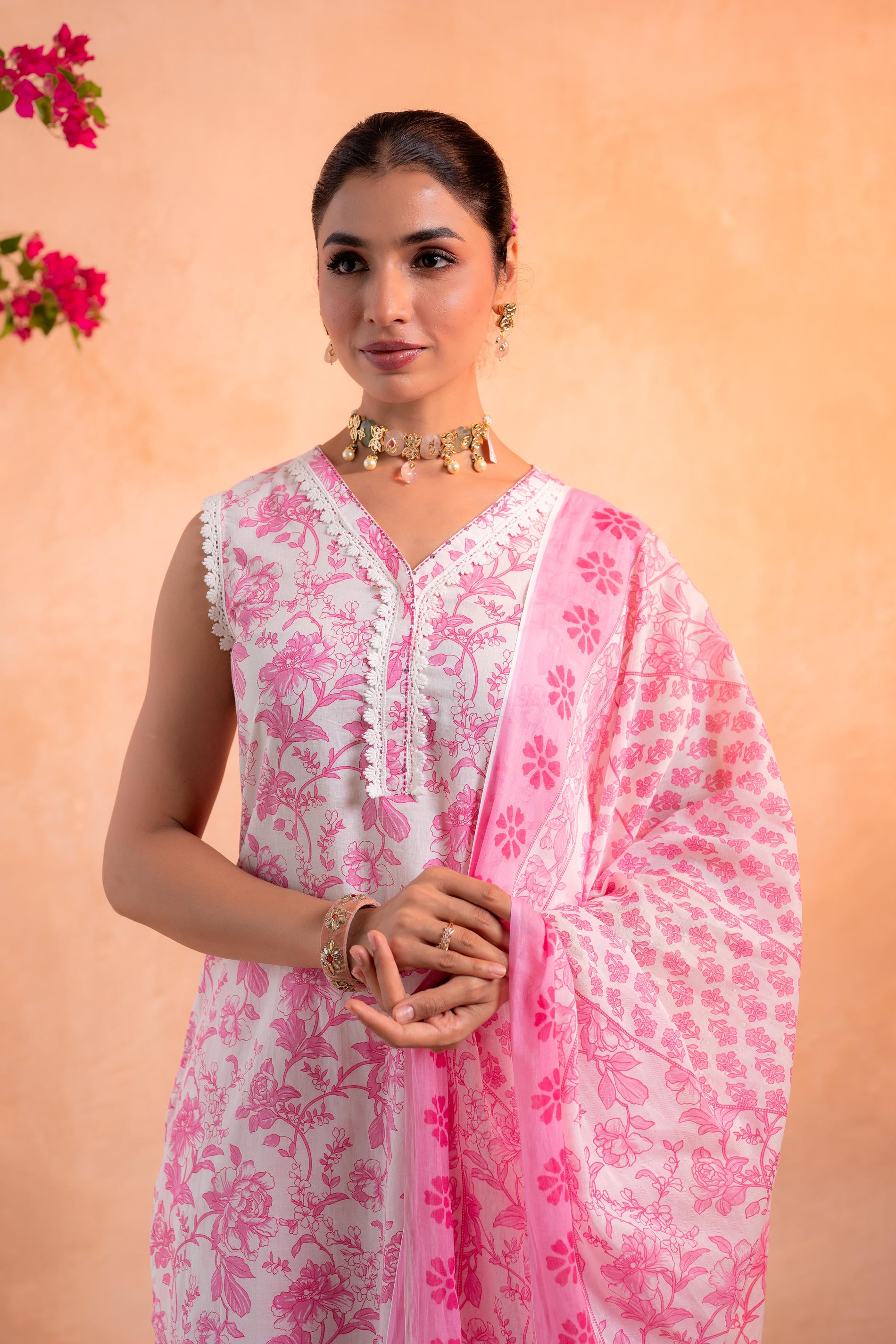 Pink Whisper Floral Kurta Pant And Dupatta Set