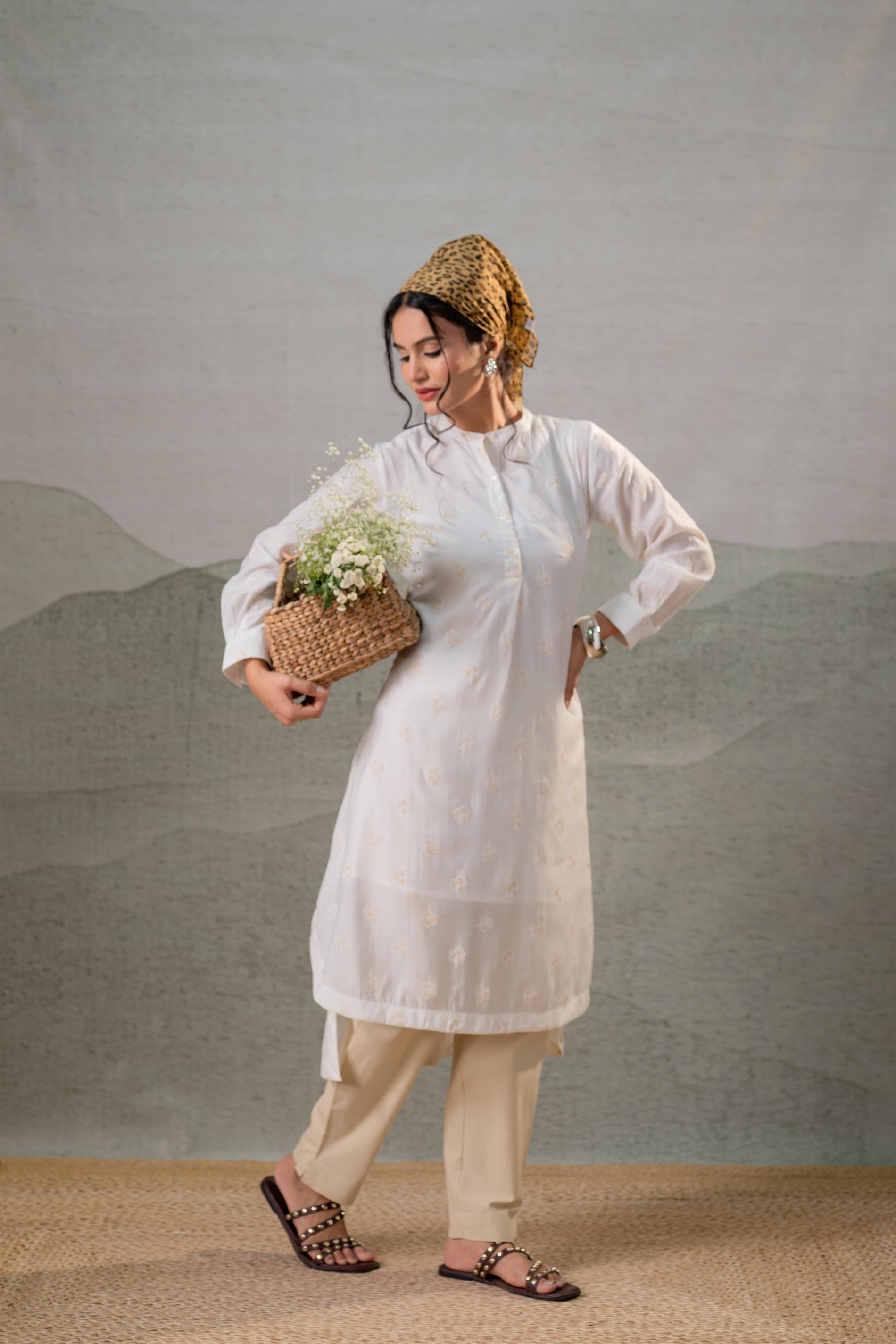 White  Embroidered Kurta