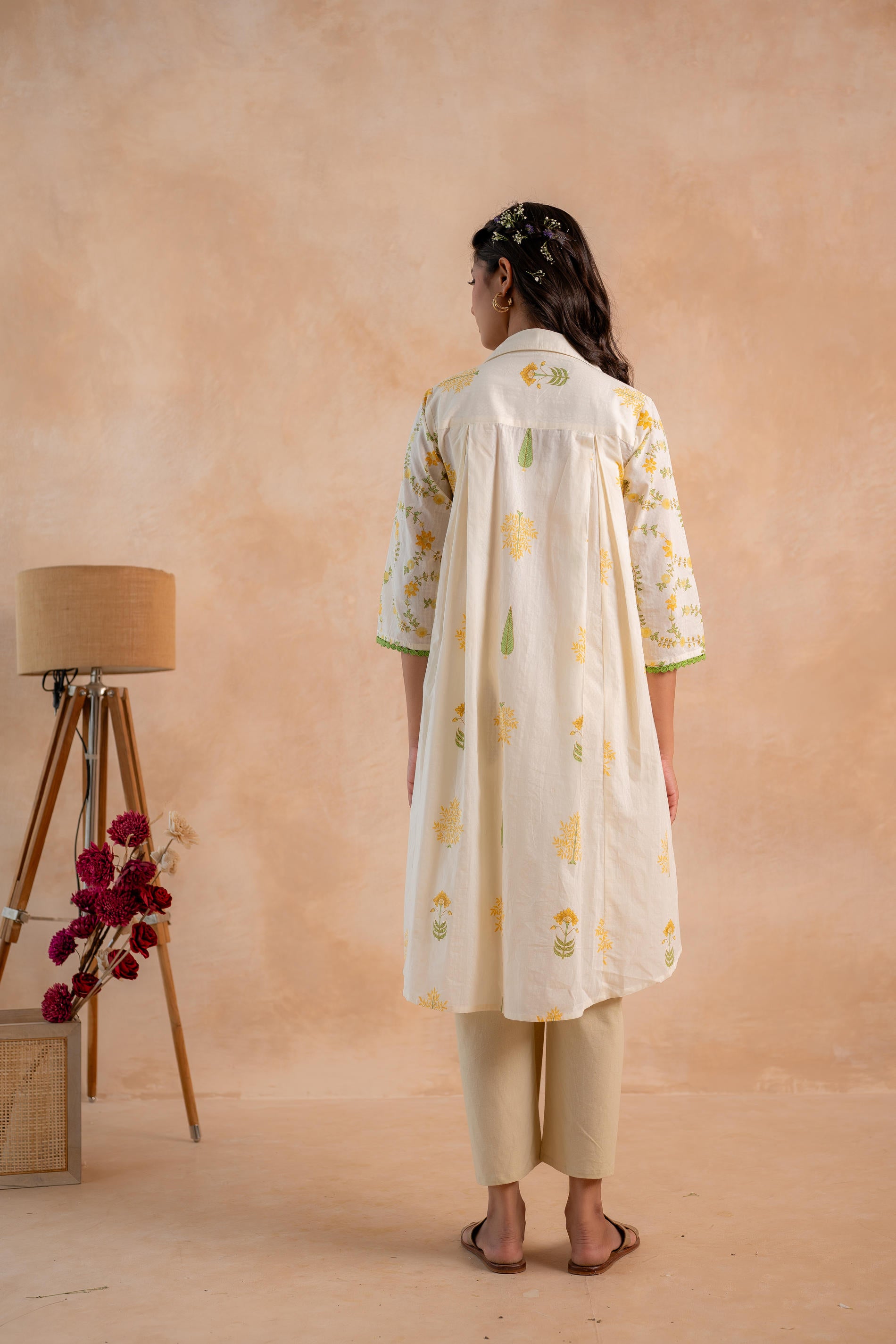 Off-White Garden Printed A-Line Tunic Kurta