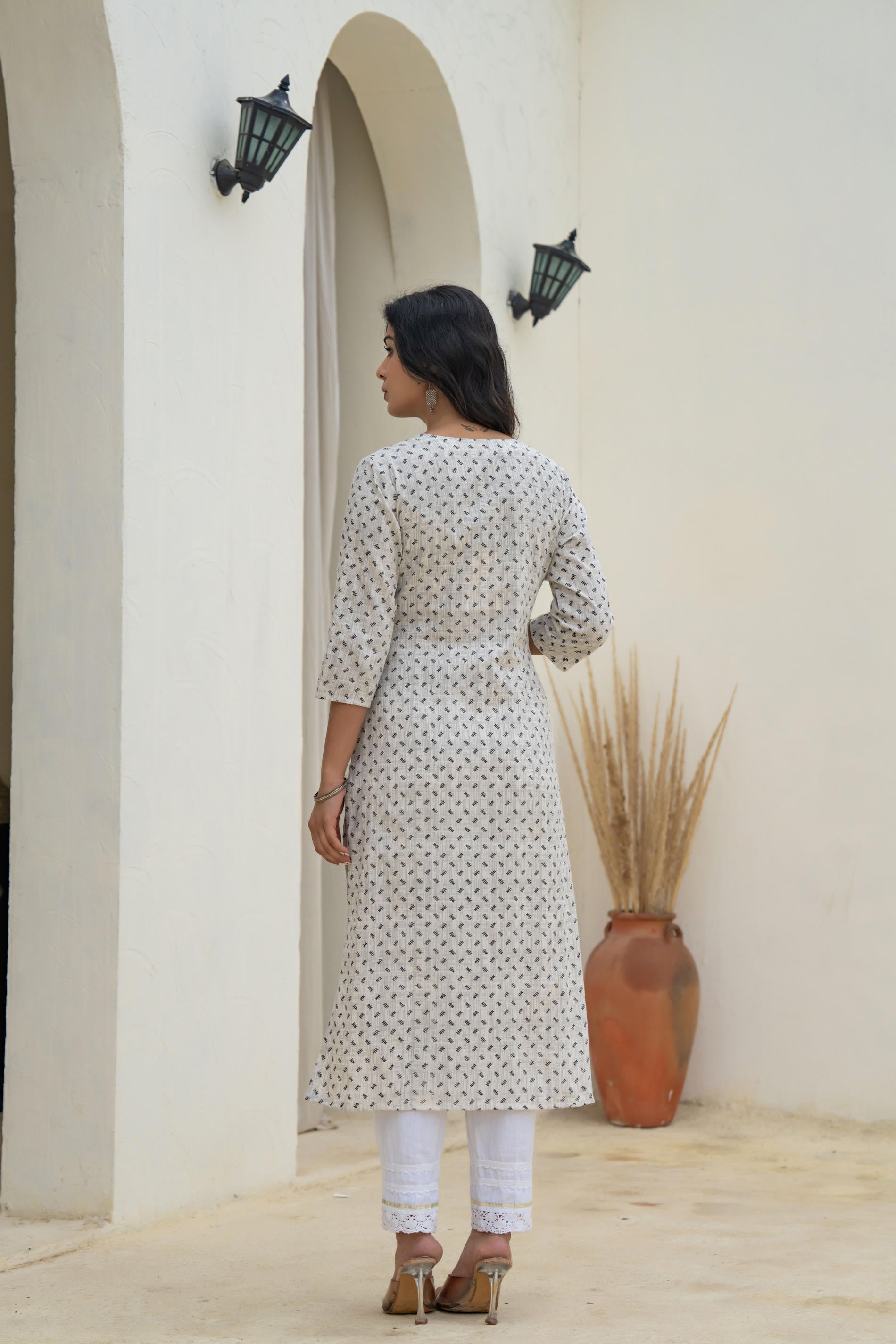 White Minimal Motif Printed Kurta