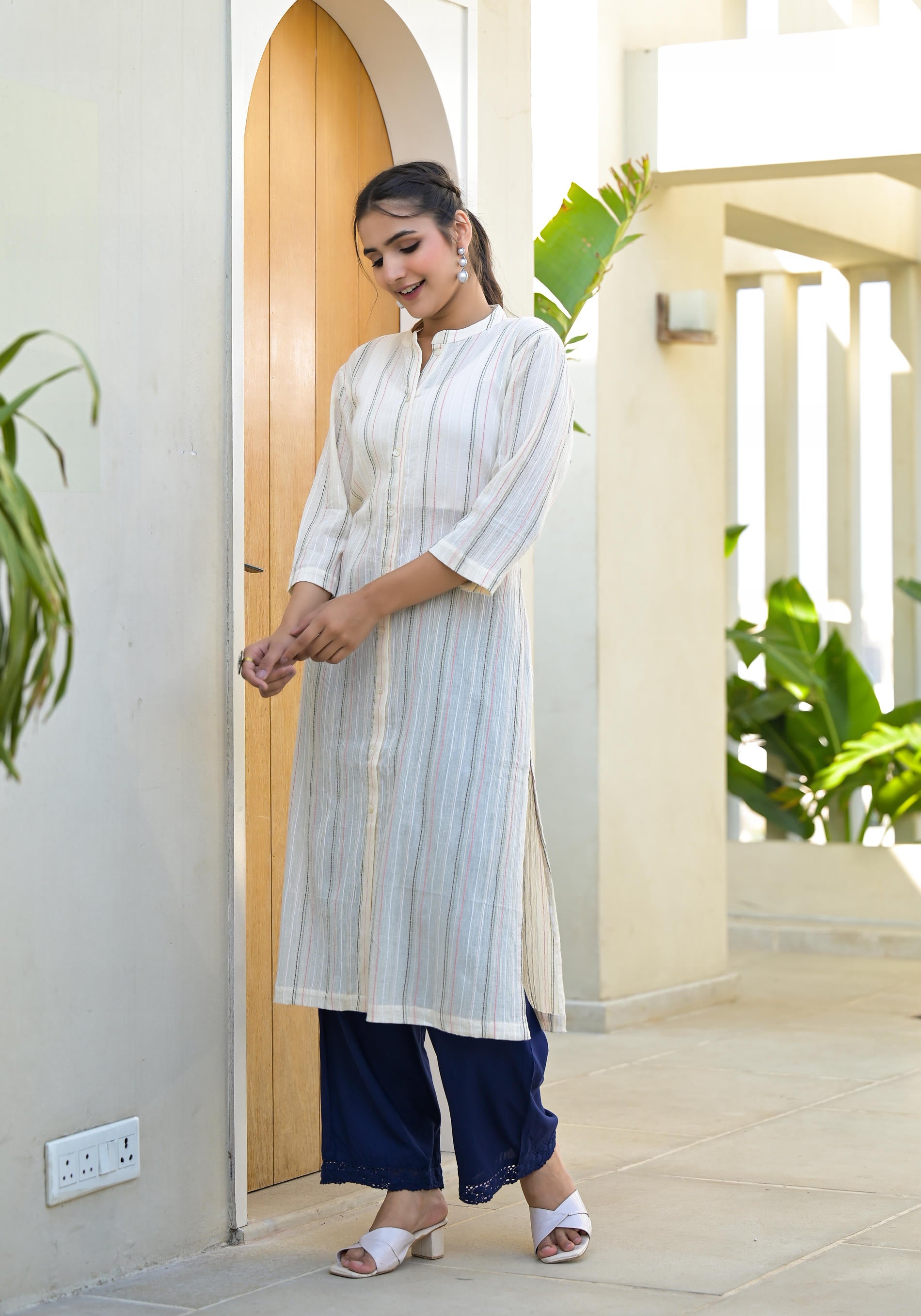 Minimal Ivory Striped Straight Kurta