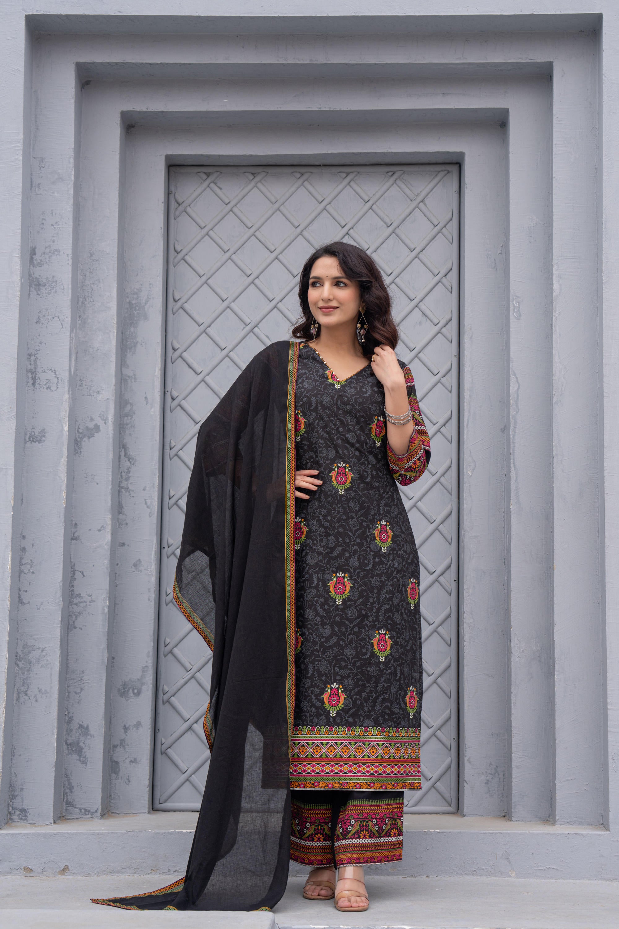 Black Floral Printed Cotton Kurta Set With Thread Work & Sequins