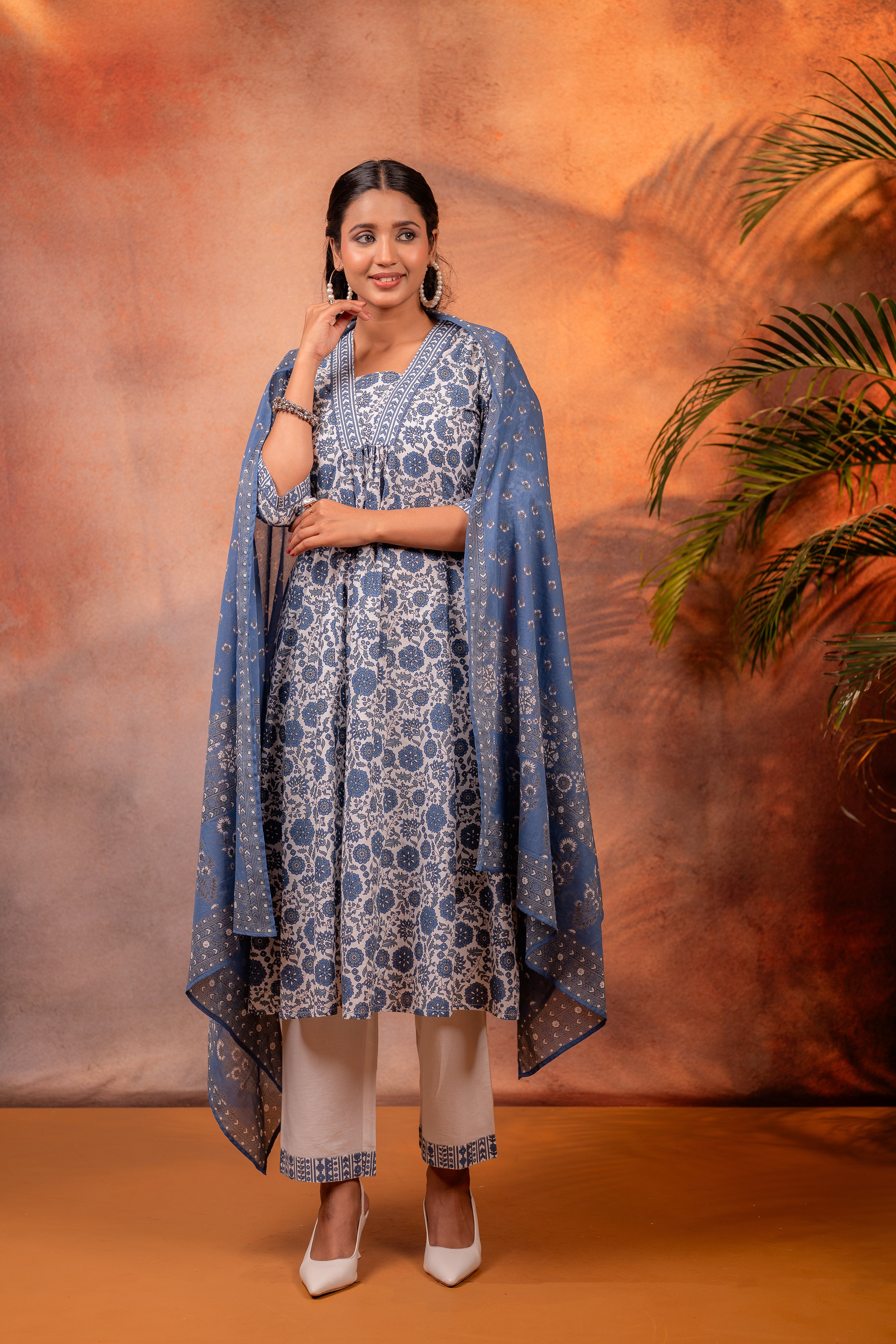 P12056INDIGO