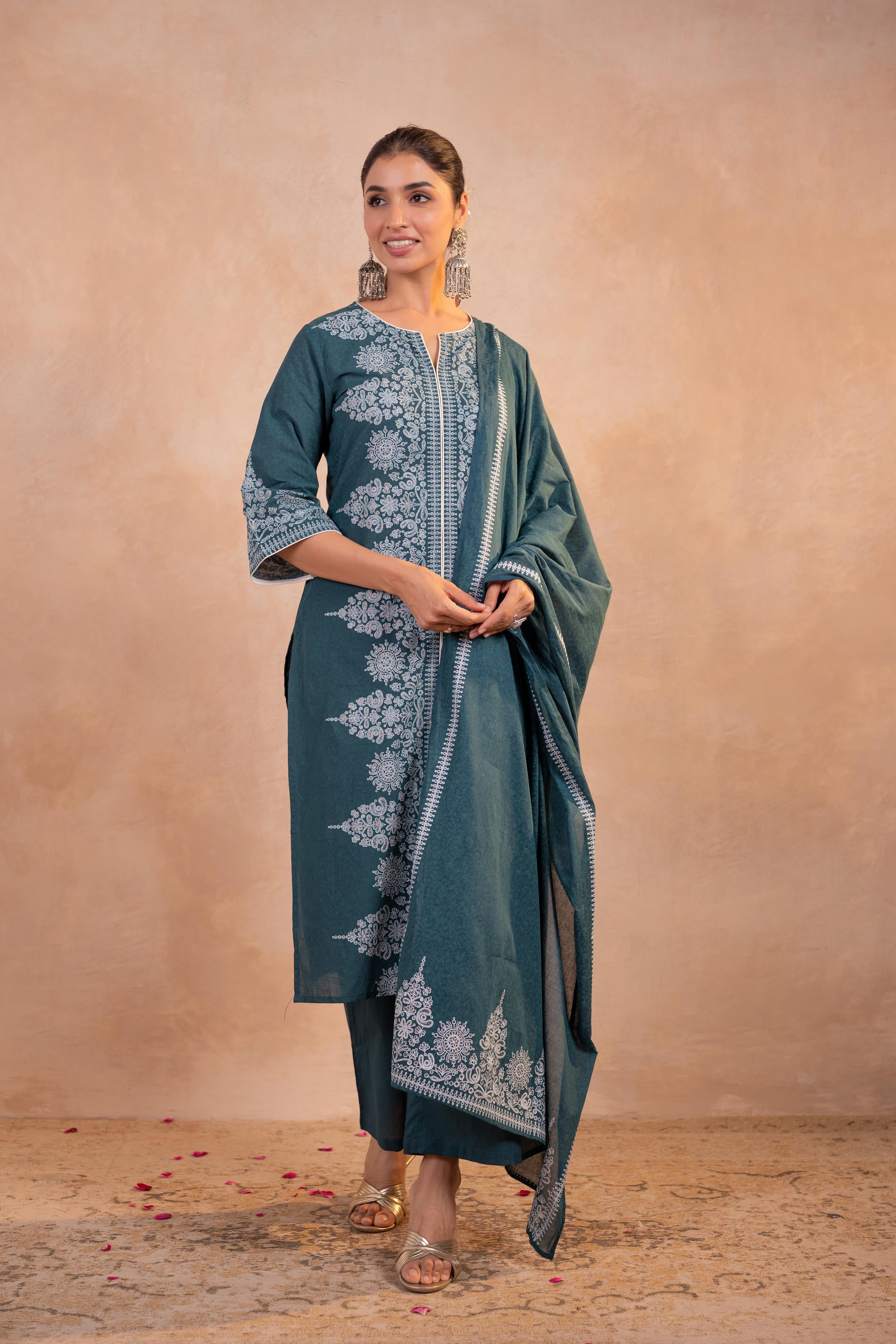 Teal  Printed Kurta Pant And Dupatta Set