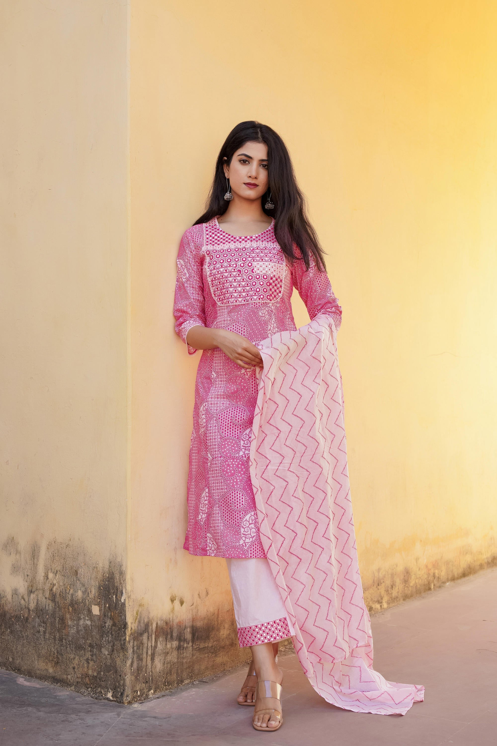Light Pink Ethnic Motif Printed Kurta Pant And Dupatta Set With Mirror & Thread Work