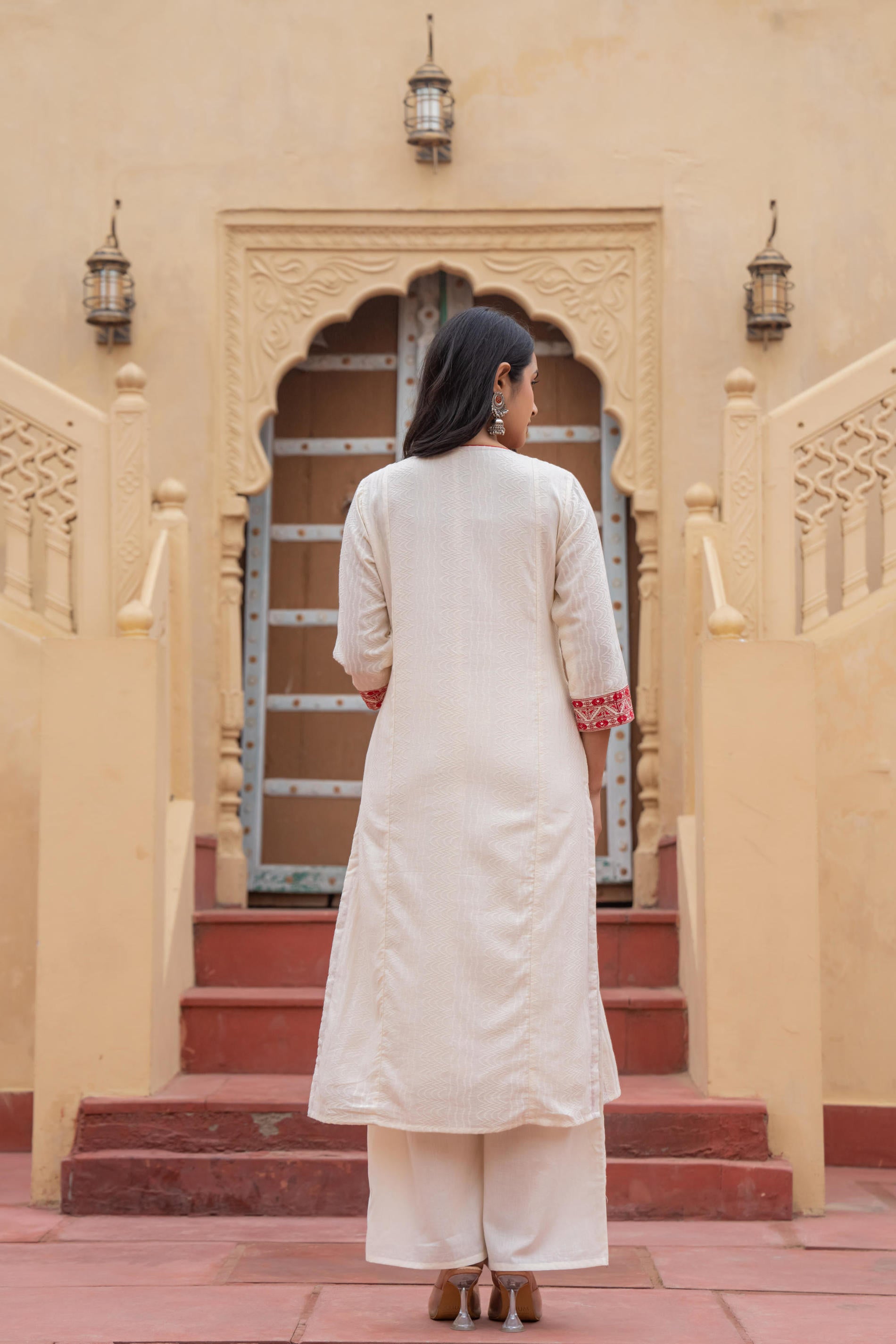 Off White & Red Solid Cotton Kurta & Pant Set With Dupatta
