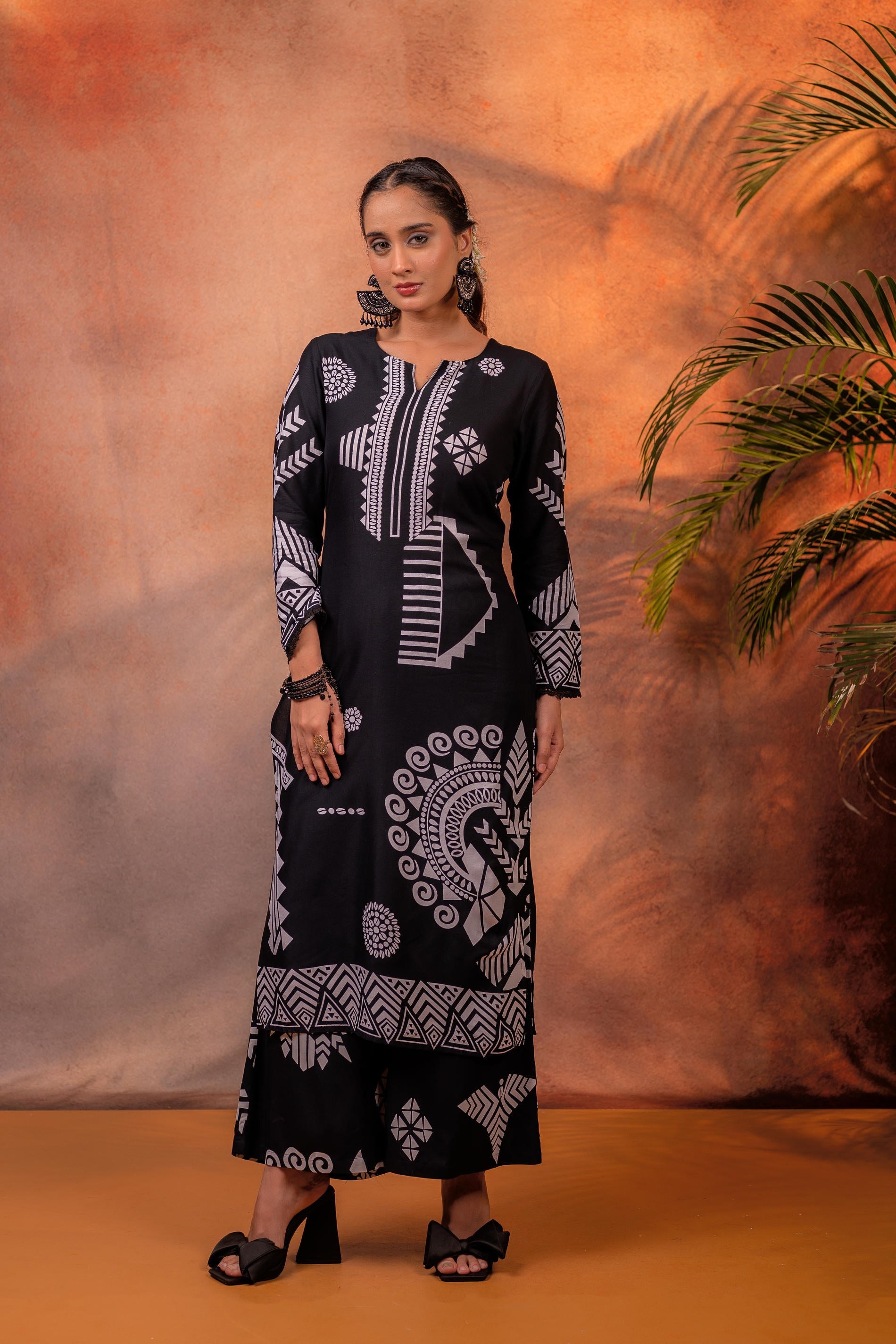 Noir Tribal Graphic Kurta Set