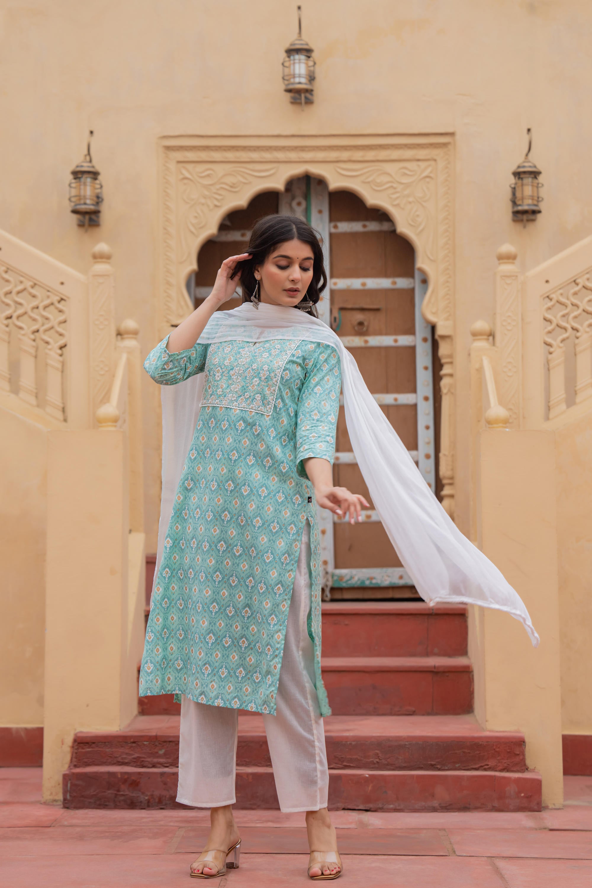 Light Blue Ethnic Motif Printed Viscose Kurta Set With Sequin & Thread Work