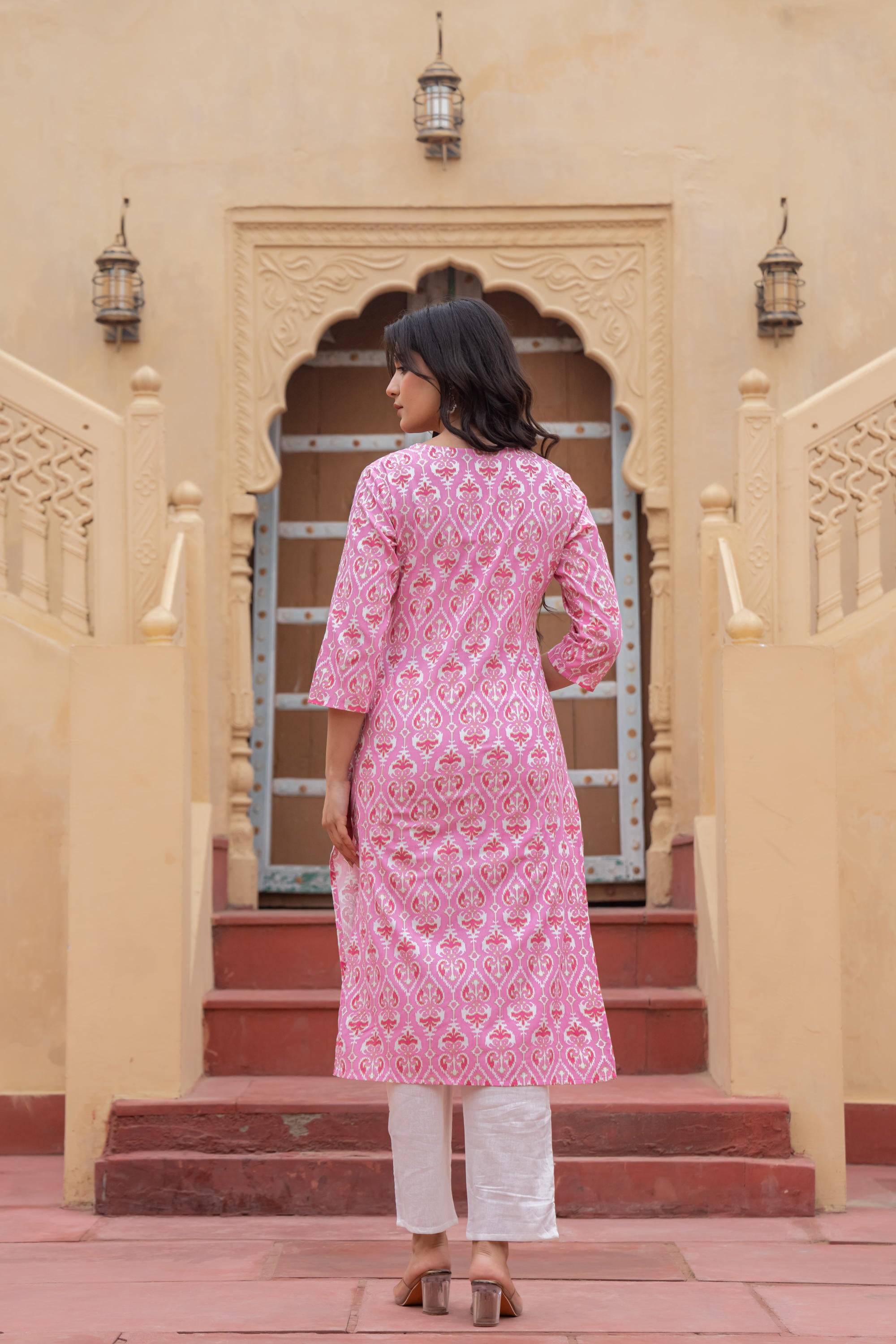 Pink Ethnic Motif Printed Viscose Kurta Set With Sequin & Thread Work