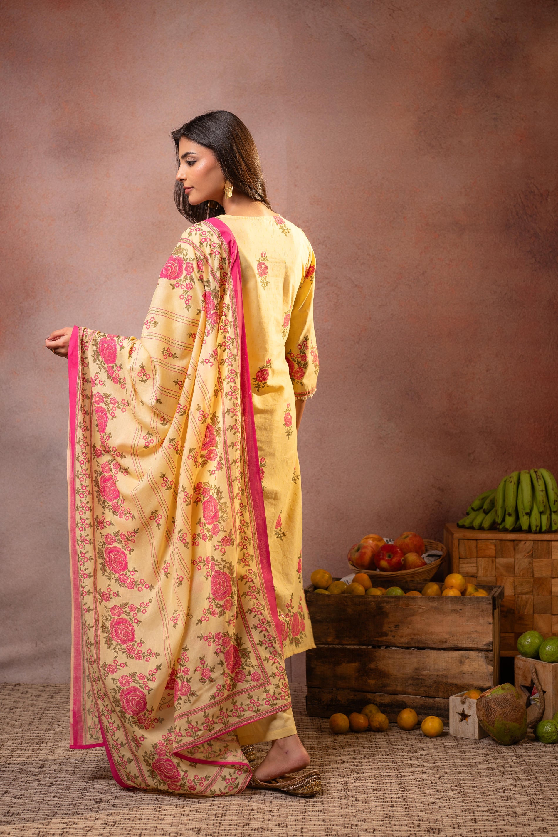Gulbahaar Blush Floral Kurta Pant And Dupatta Set