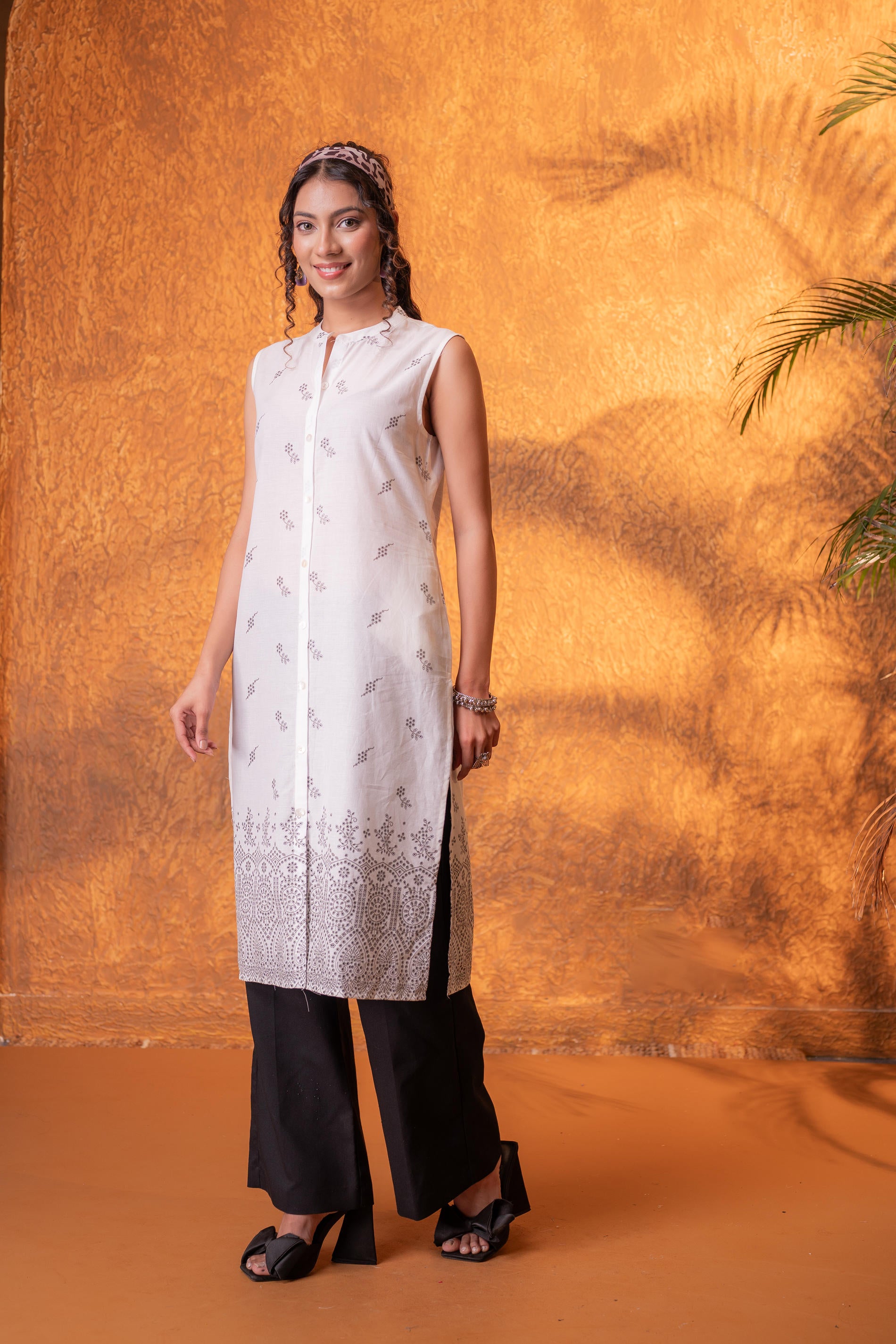 Black & White Bloom Border Kurta