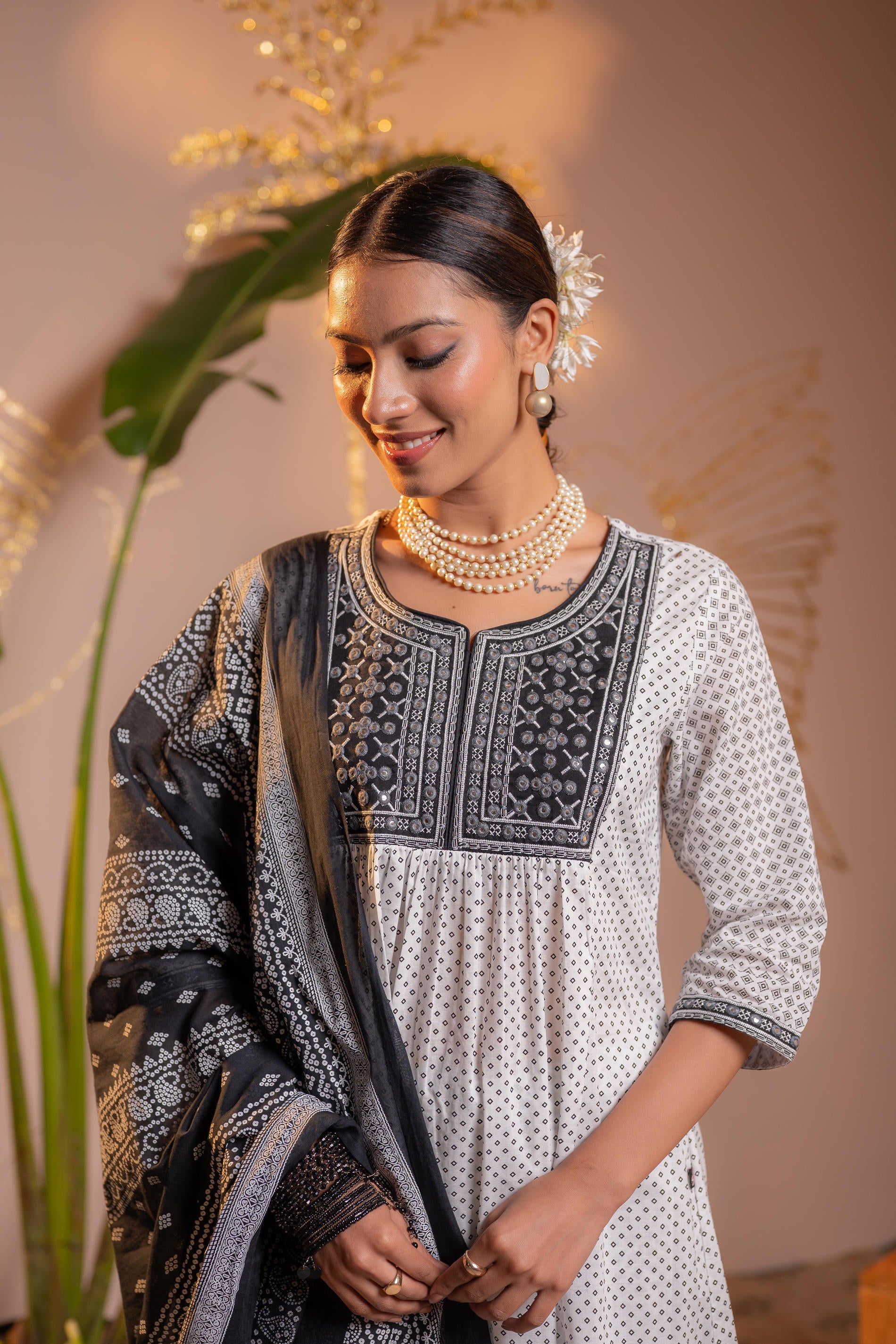 Black & White Viraasat Printed Kurta Pant And Dupatta Set with Dupatta