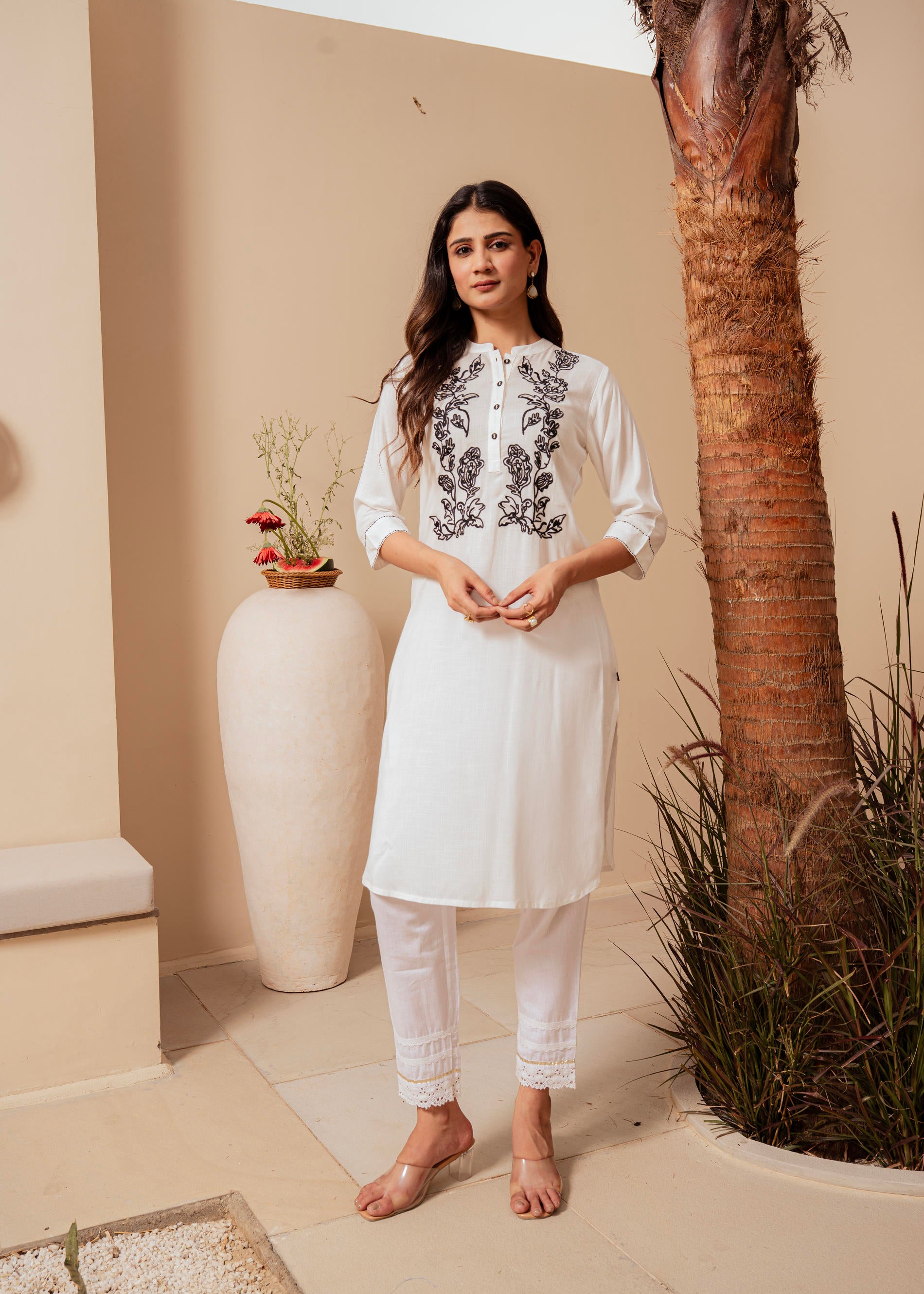 White Embroidered Viscose Kurta