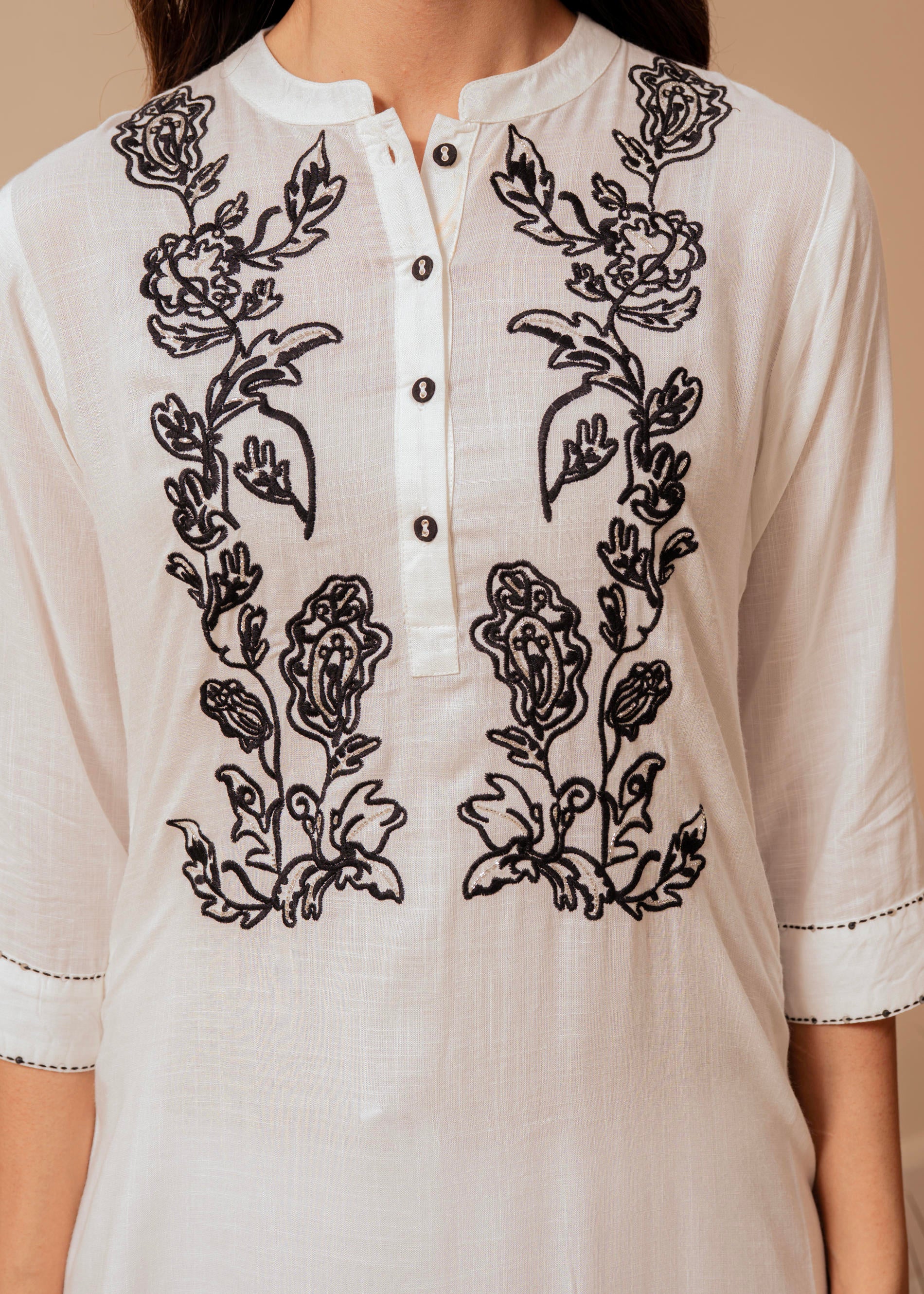 White Embroidered Viscose Kurta