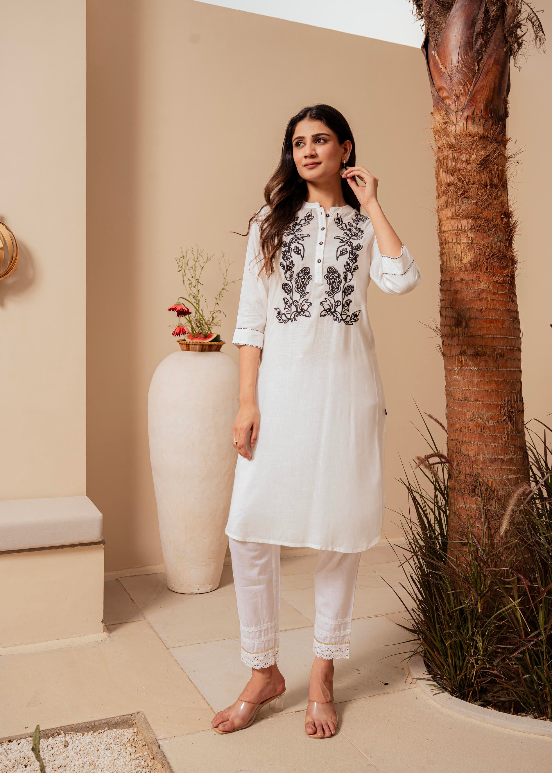 White Embroidered Viscose Kurta