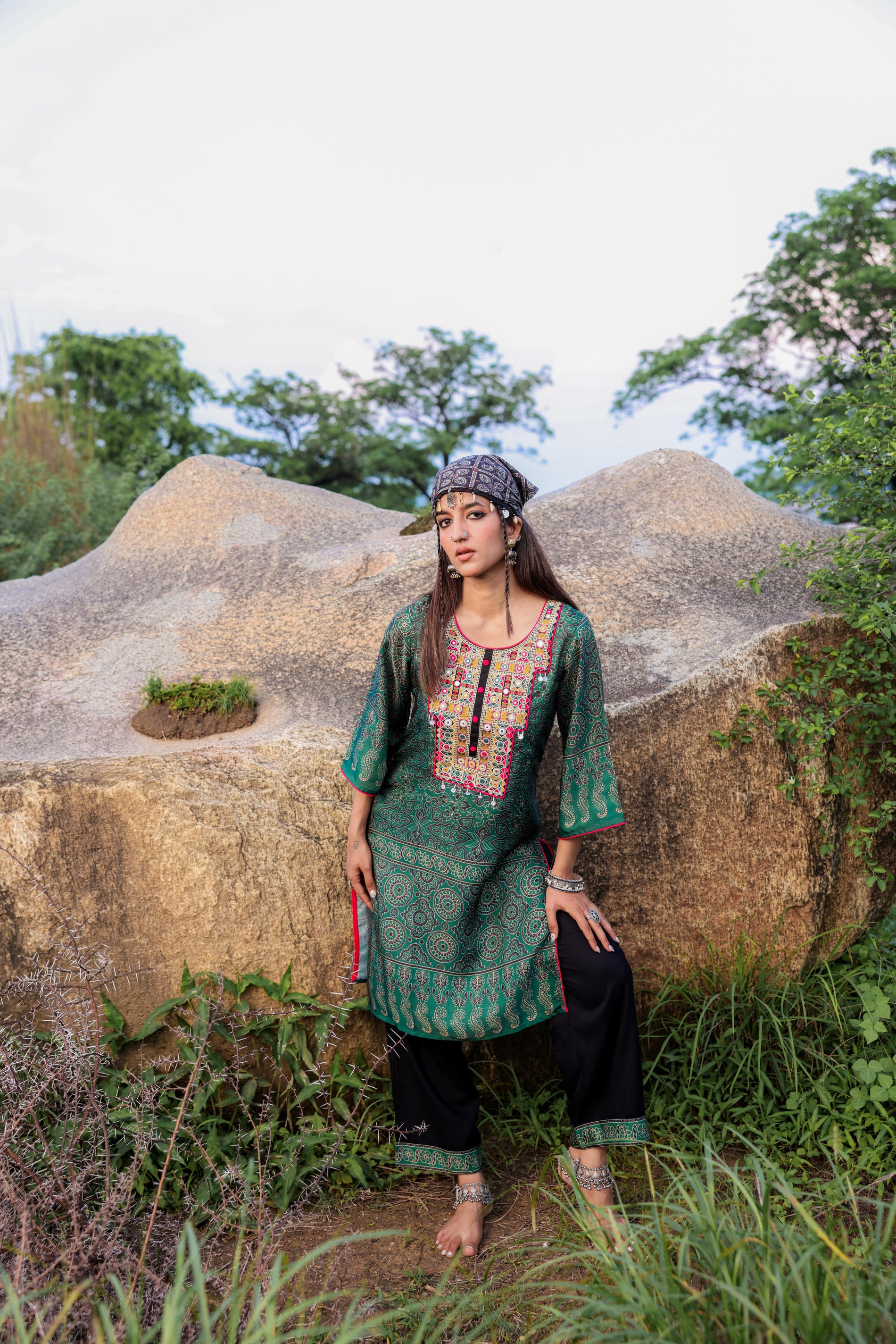 Polycotton Green Embroidered Kurta Pant Set with Thread & Mirror Work