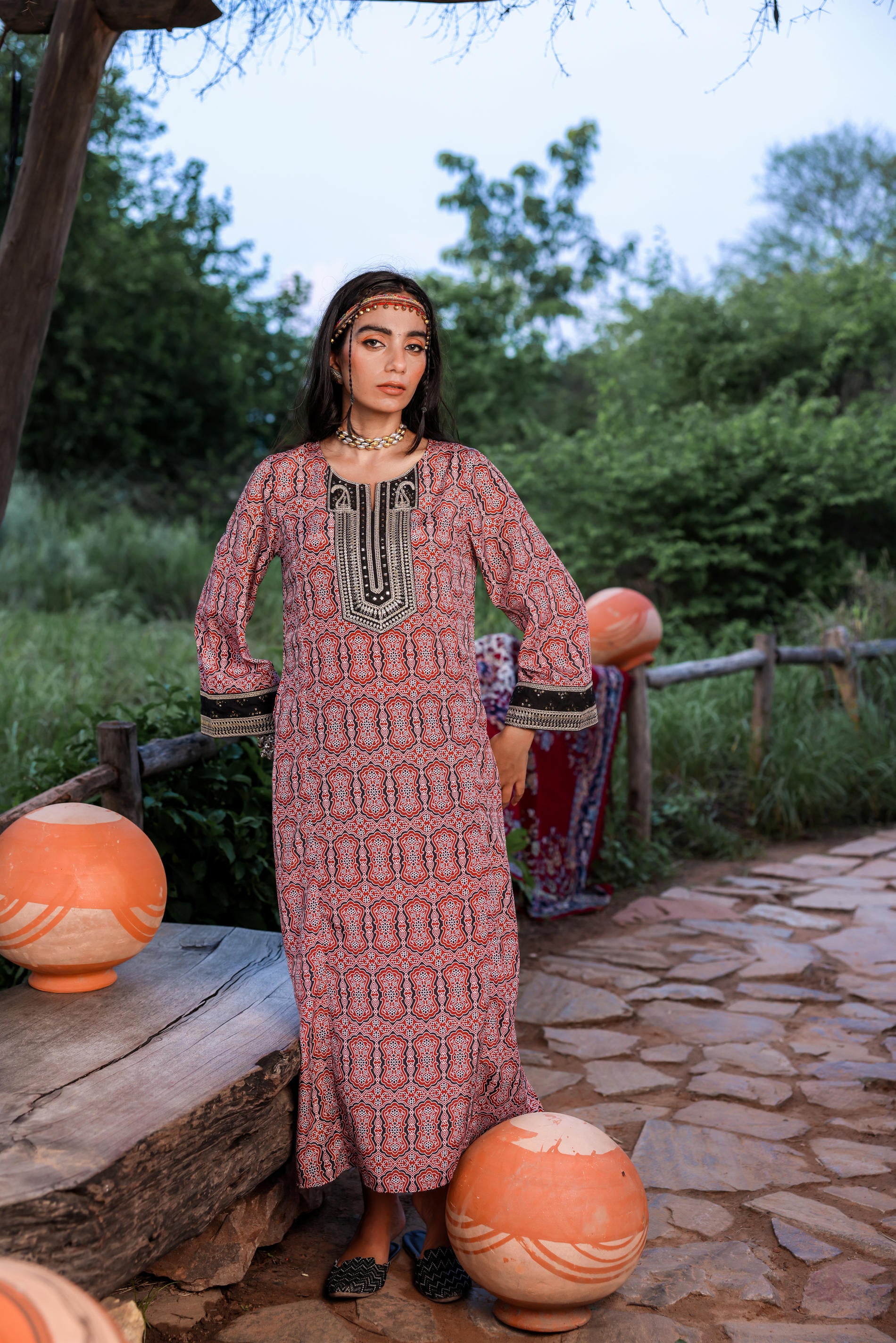 Black & Brown Ethnic Motif Embroidered Straight Kurta with Zari & Mirror Work