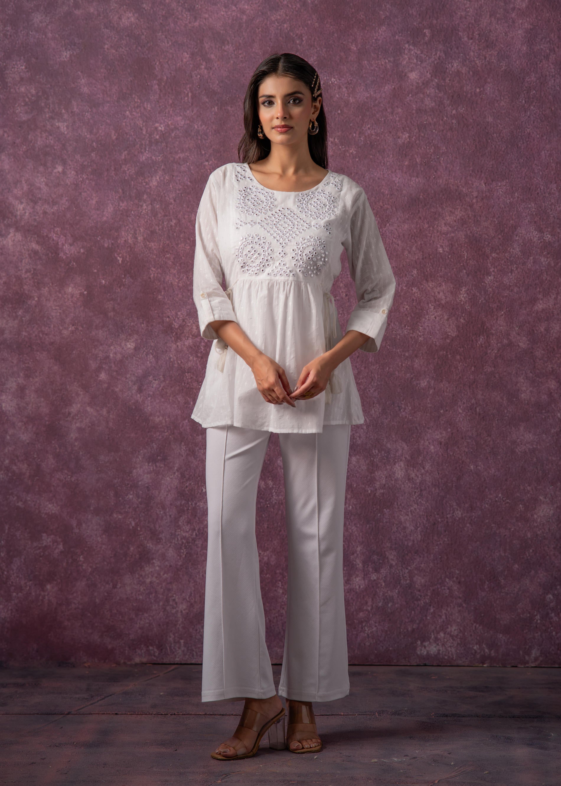 Women's Off-White Cotton Tunic with Thread & Mirror Work