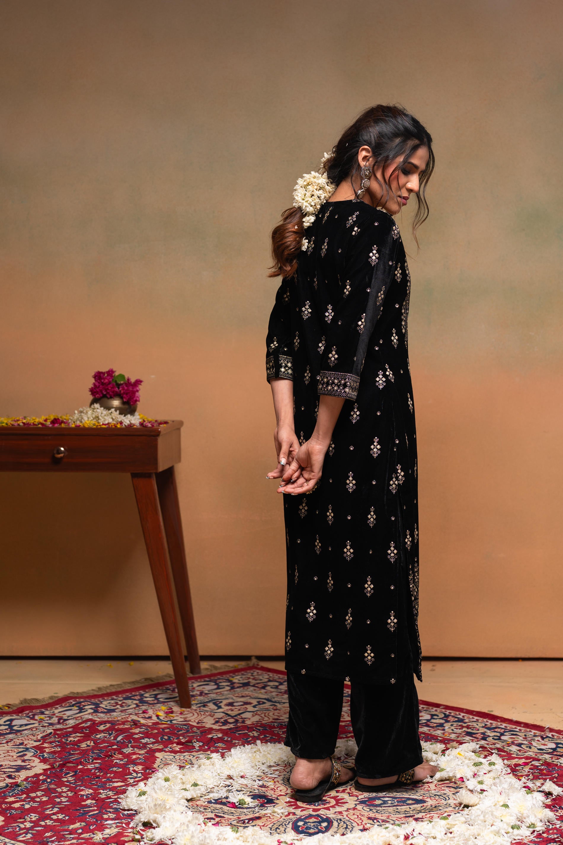 Black embroidered Straight Kurta Set with Geometric Yoke & Matching Dupatta