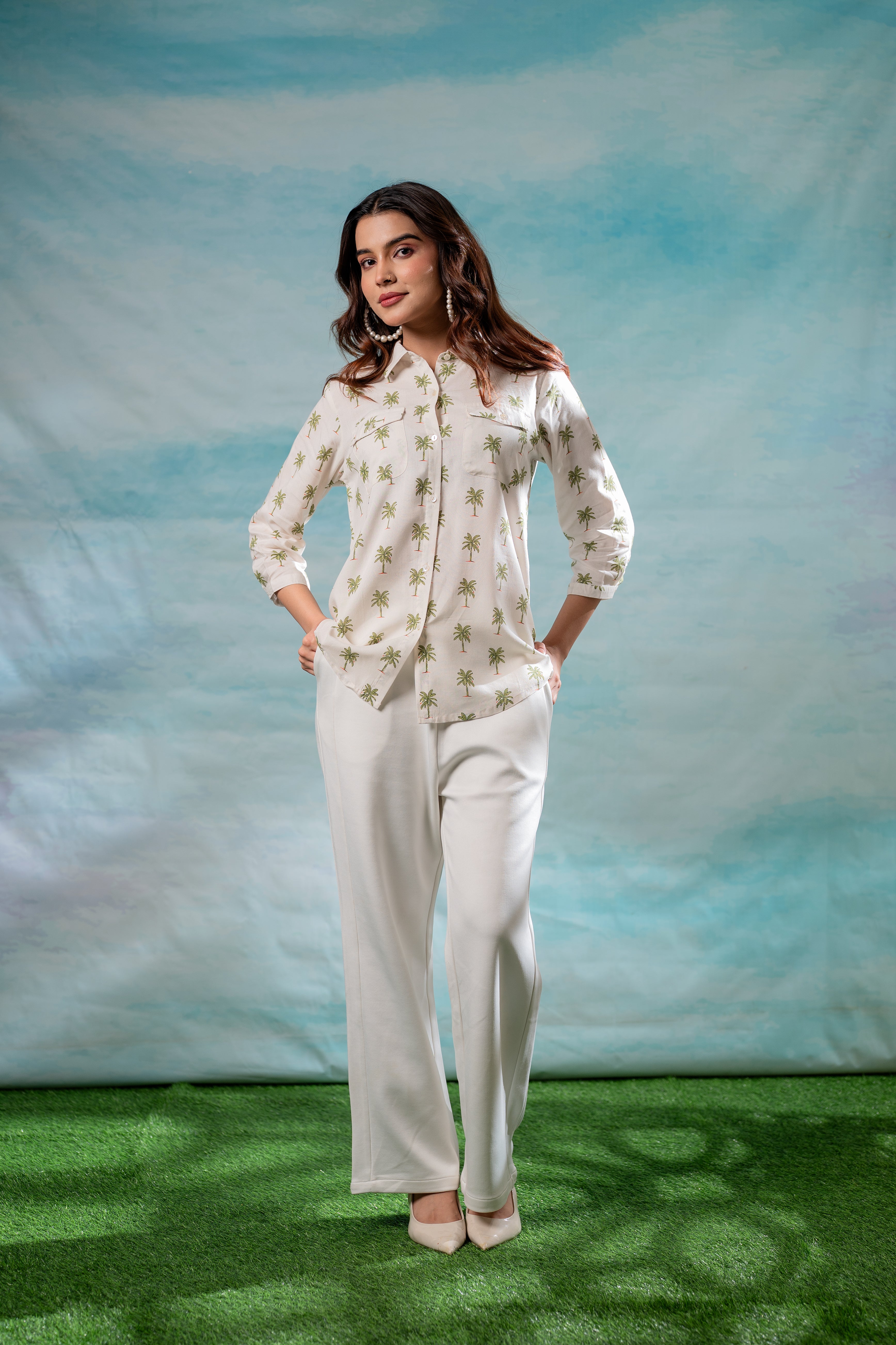 Lamora Off-White Palm Tree Printed Relaxed Fit Shirt