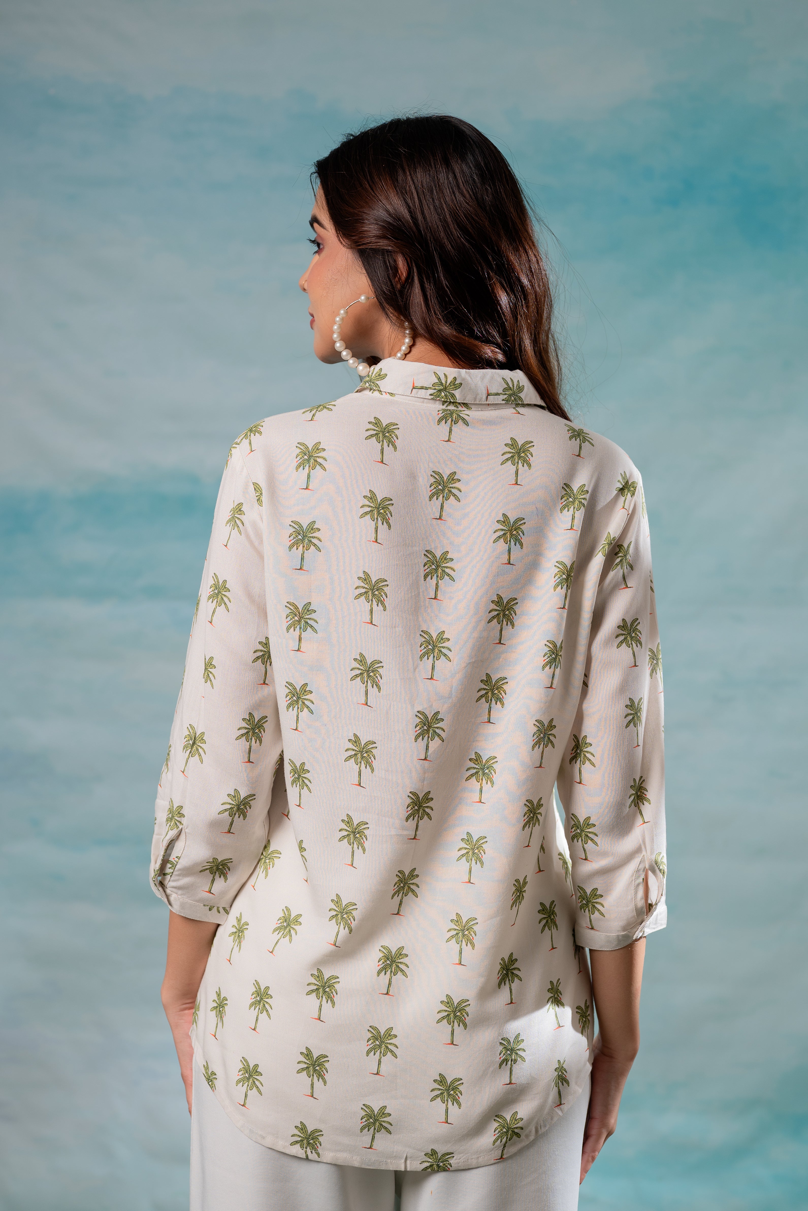 Lamora Off-White Palm Tree Printed Relaxed Fit Shirt